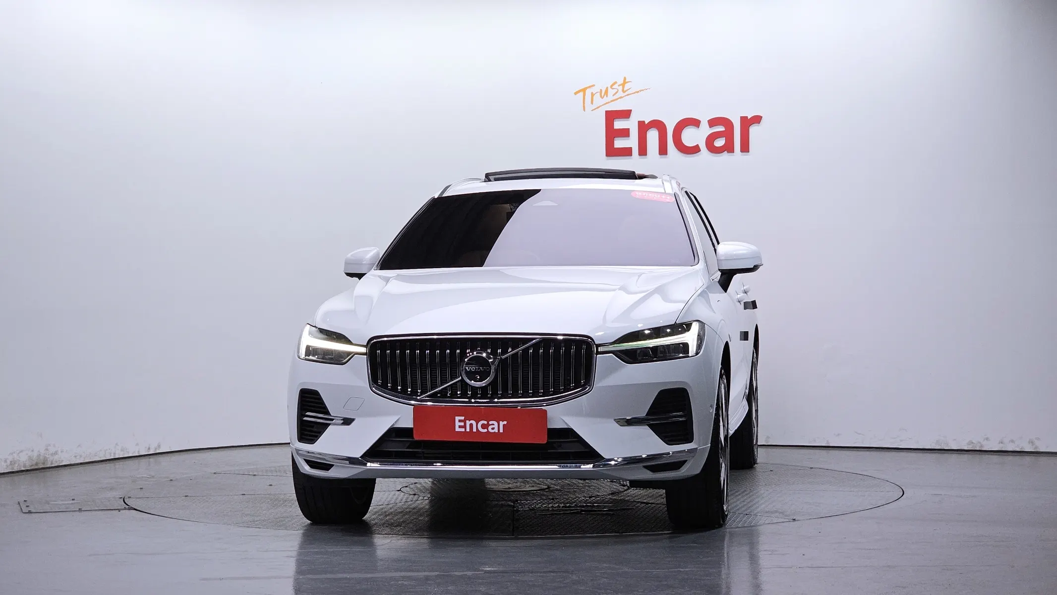 Volvo XC60 2 T8 2025 3/32