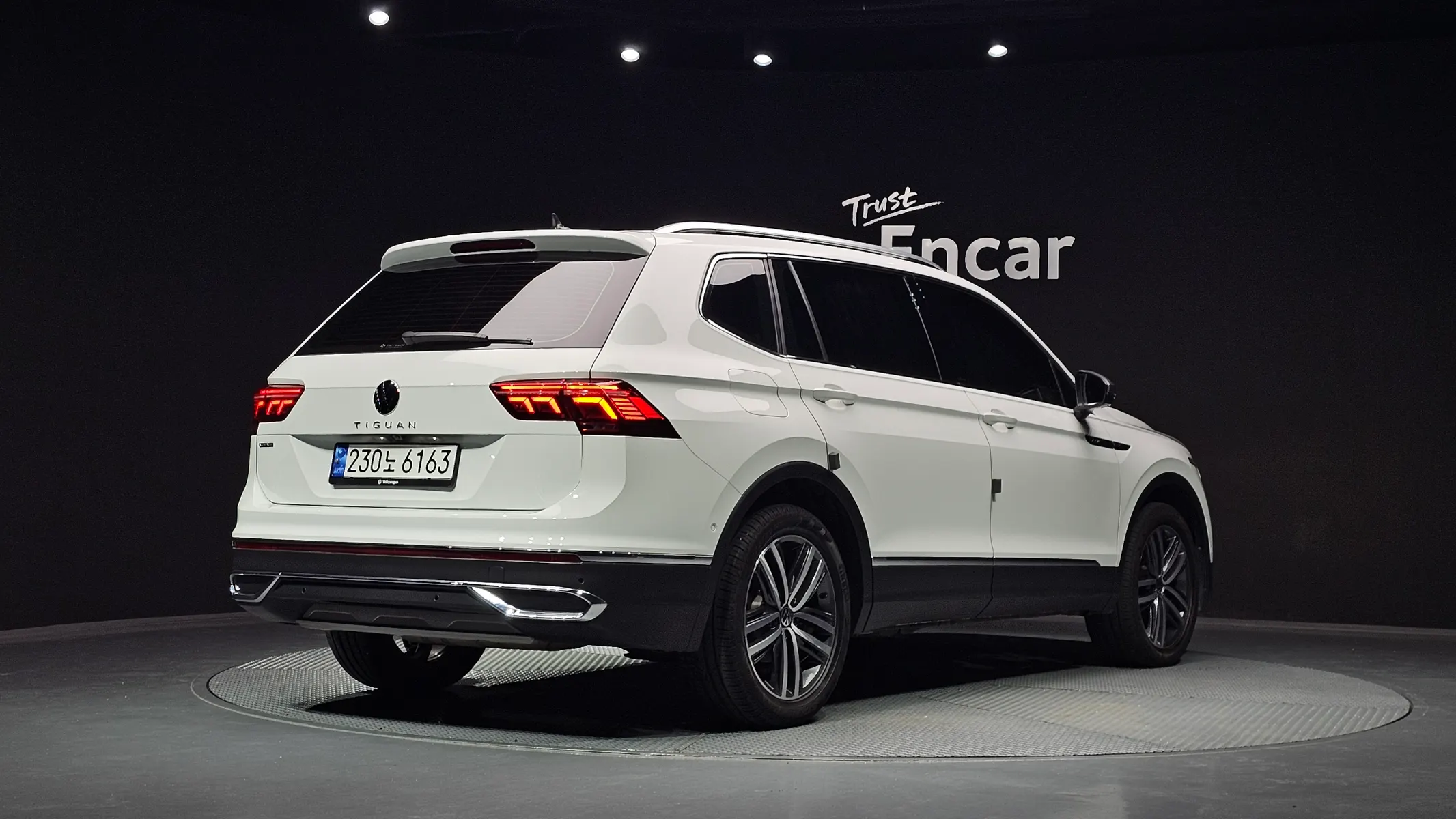 Volkswagen 티구안 올스페이스 2.0 TSI 2023 2/36