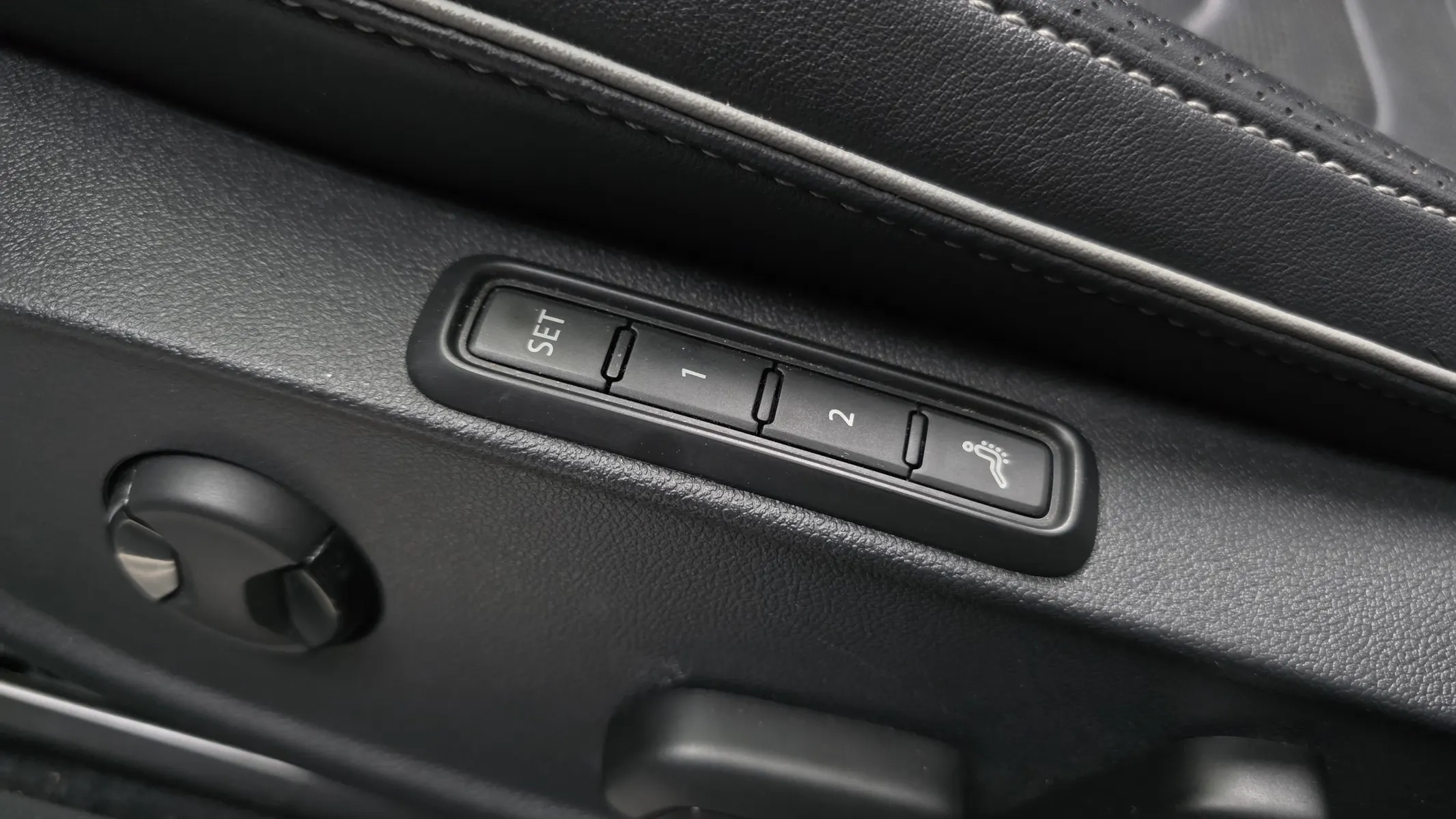 Volkswagen 아테온 2.0 TDI 2018 30/31