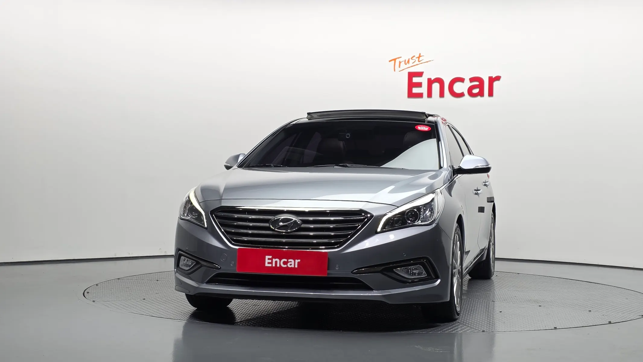 Hyundai LF 2.0 2016 2/5