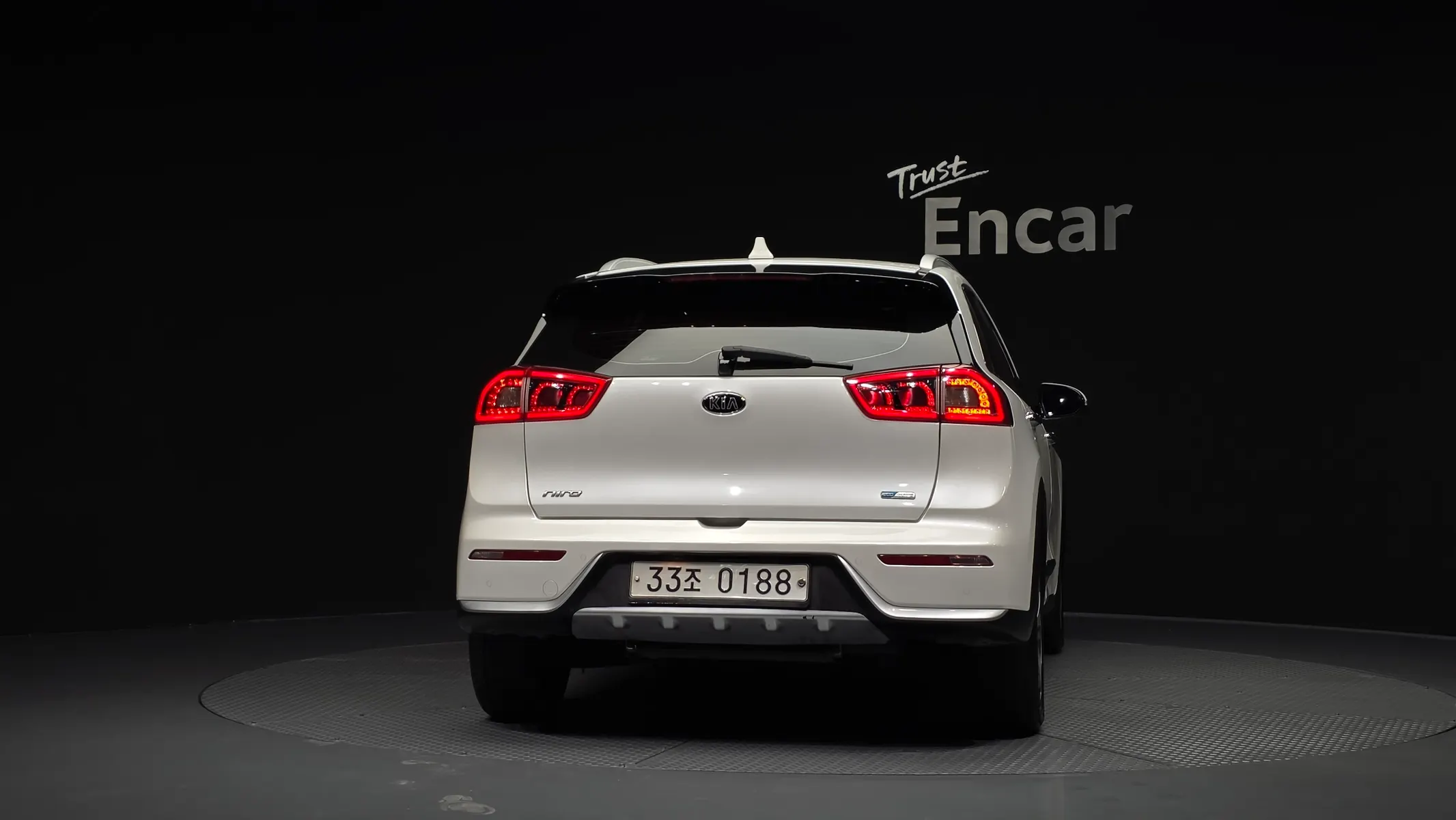 Kia Niro 2016 3/5