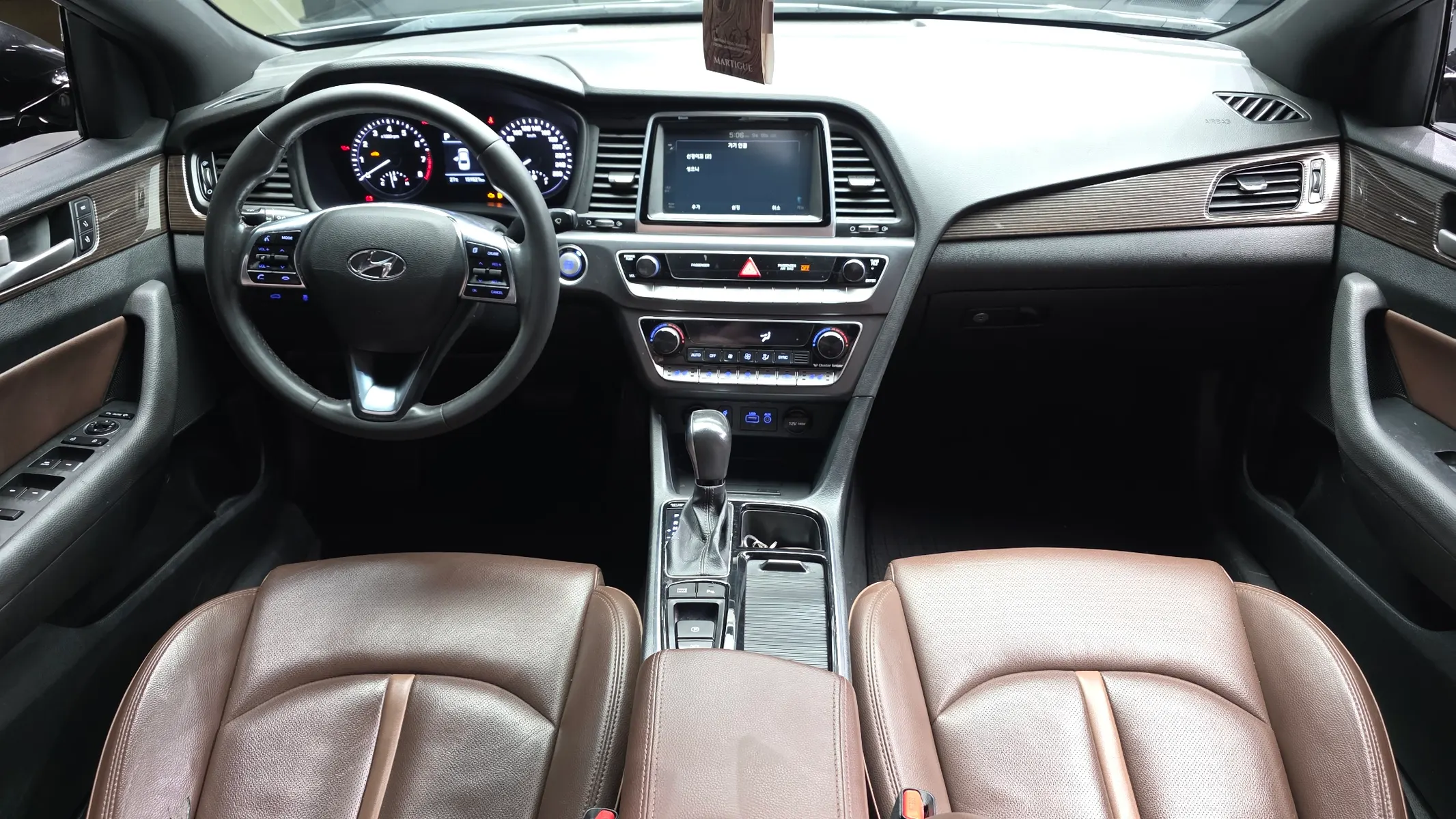 Hyundai 쏘나타 라이즈 2.0 2017 4/5
