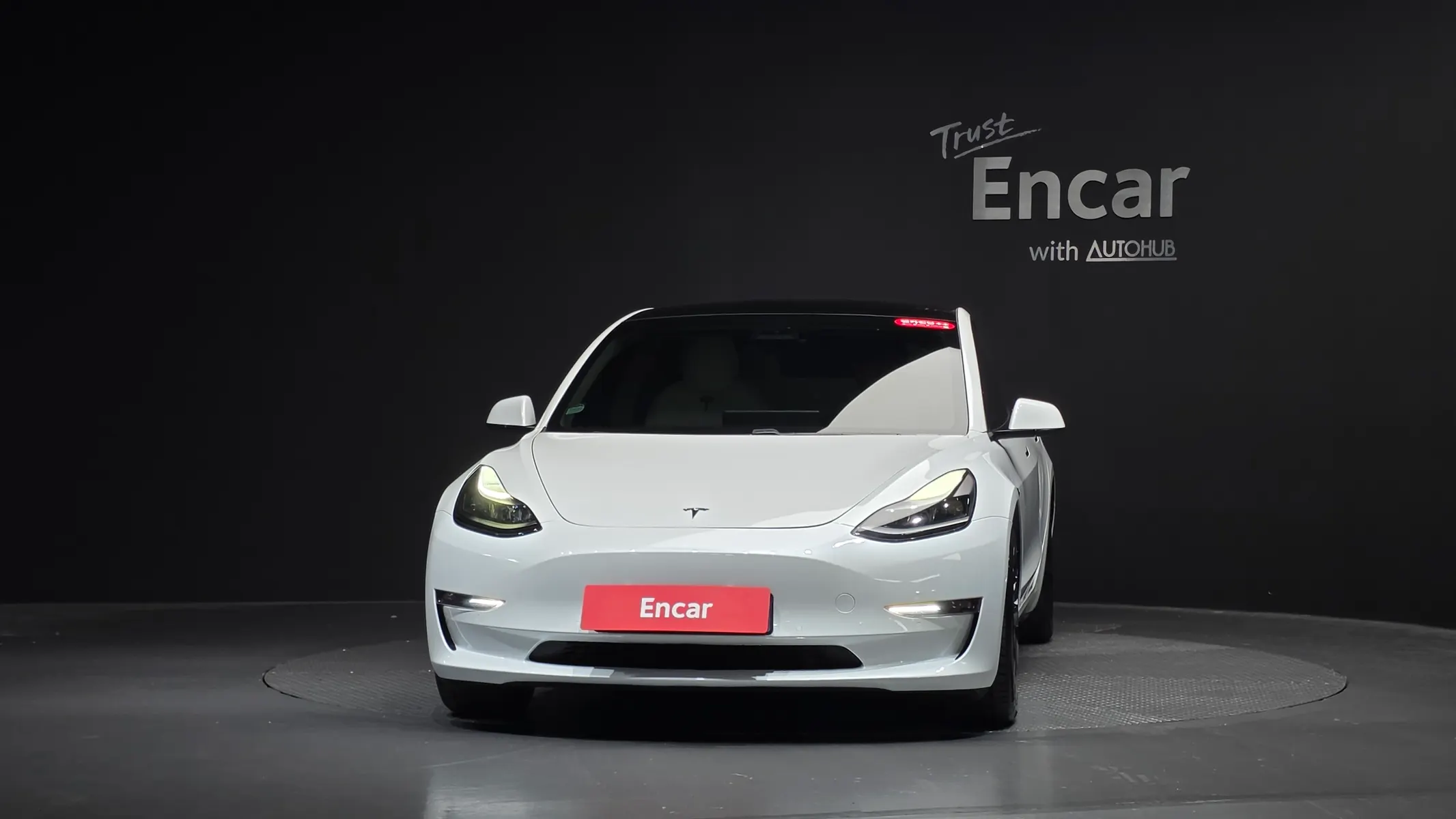 Tesla 3 AWD 2021 2/5