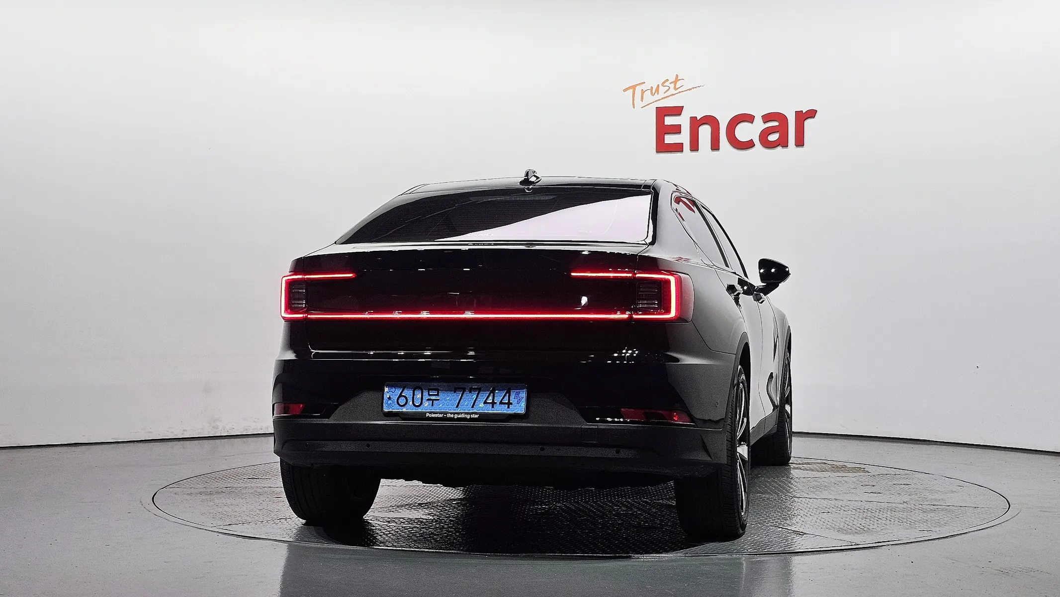 Polestar 2 2022 3/5