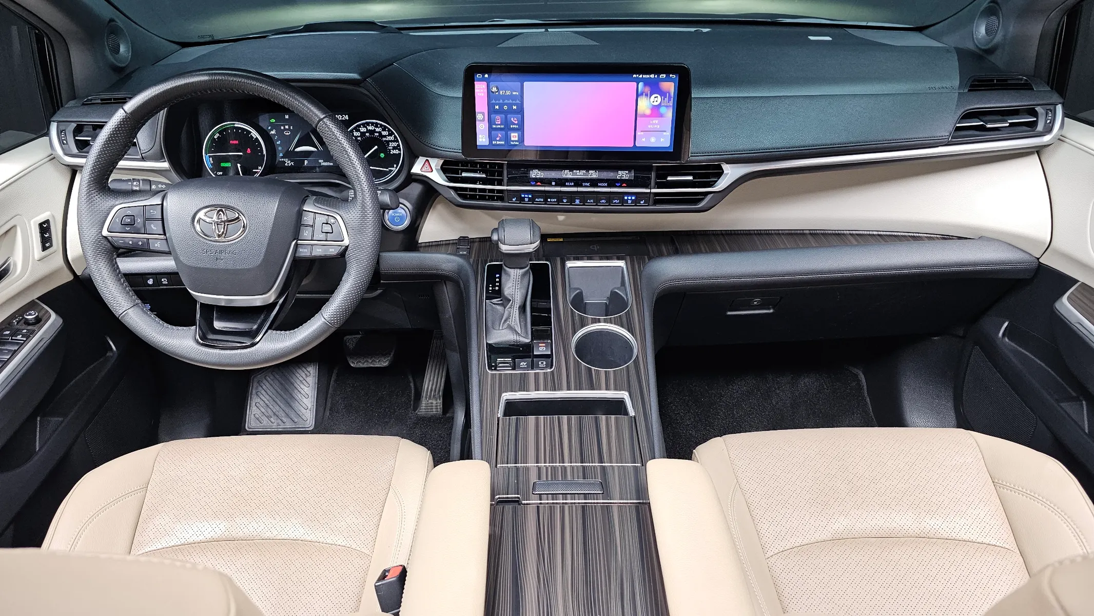 Toyota 4 2.5 2WD 2023 4/5