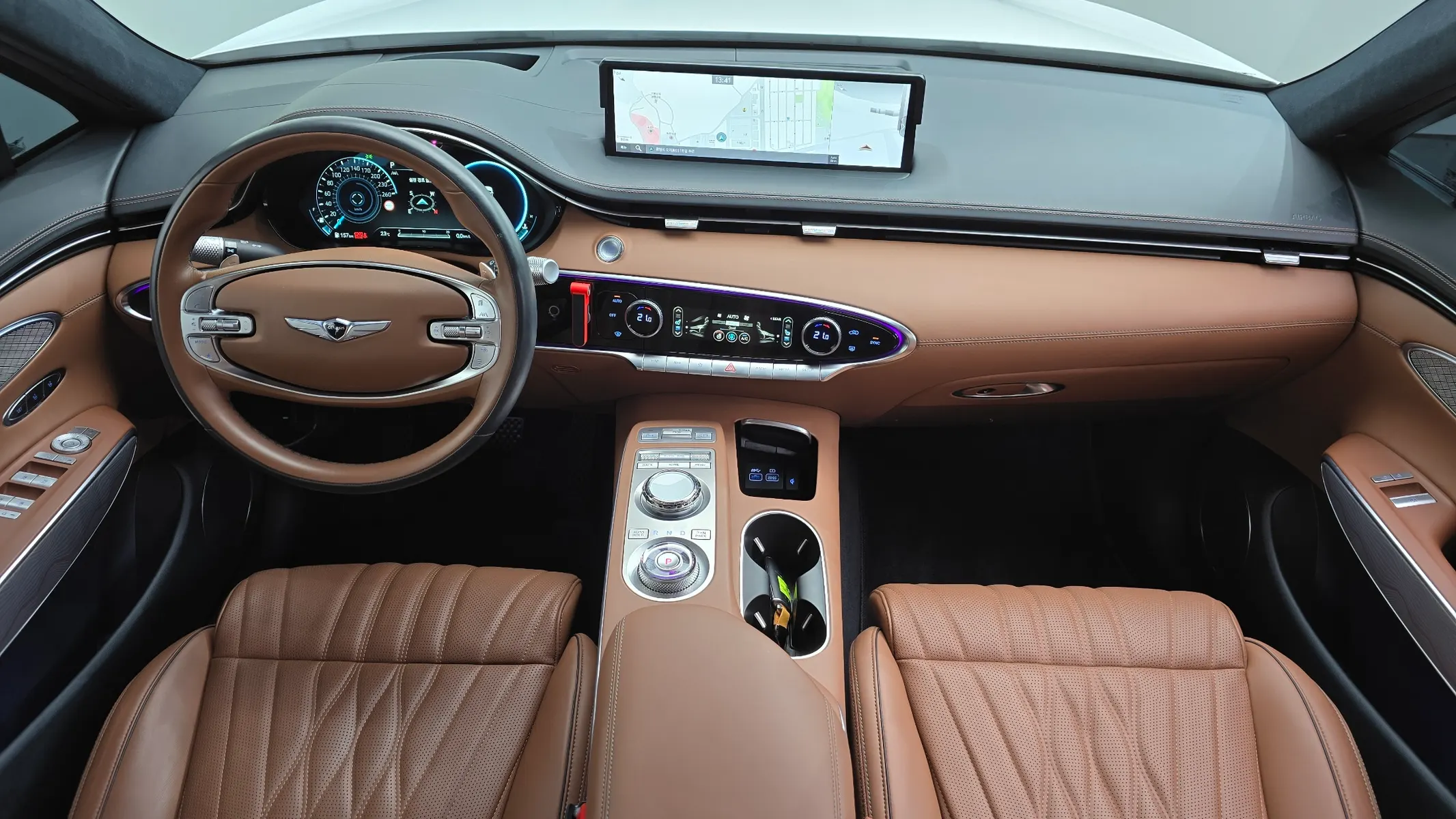 Genesis GV70 2.5T AWD 2023 4/5