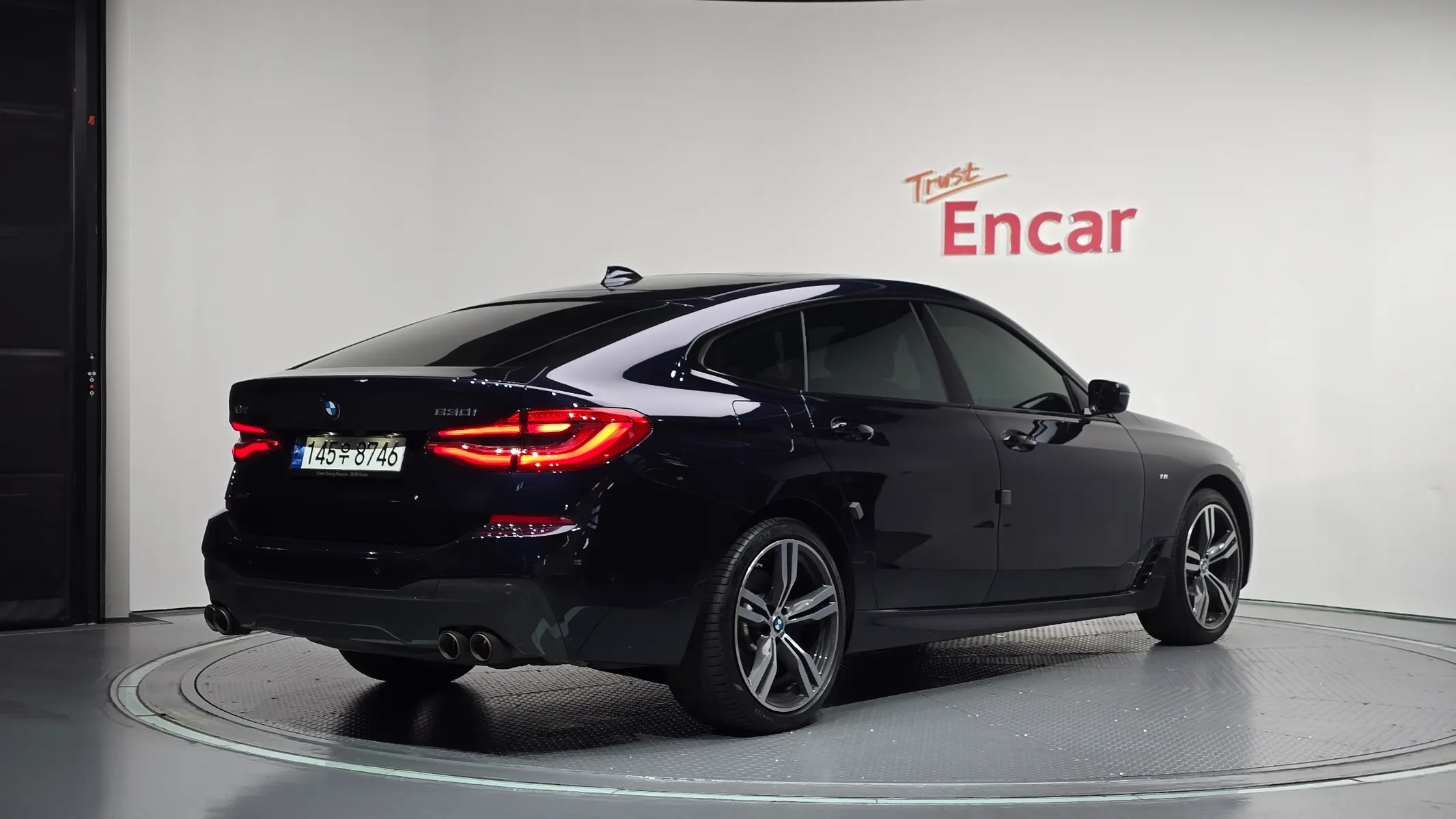 BMW 6 Series GT (G32) 630i xDrive M 2023 2/32