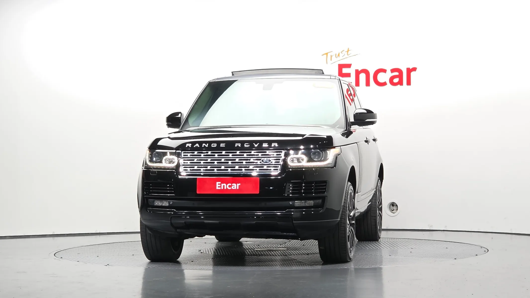 Land Rover 4 4.4 SDV8 Vogue SE 2013 2/32