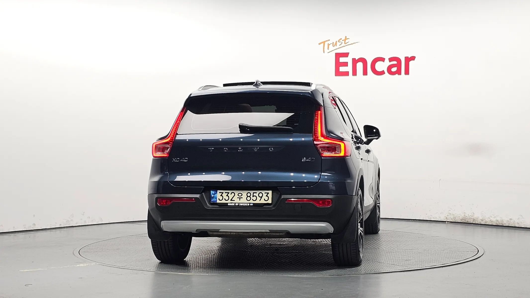 Volvo XC40 B4 2021 3/5