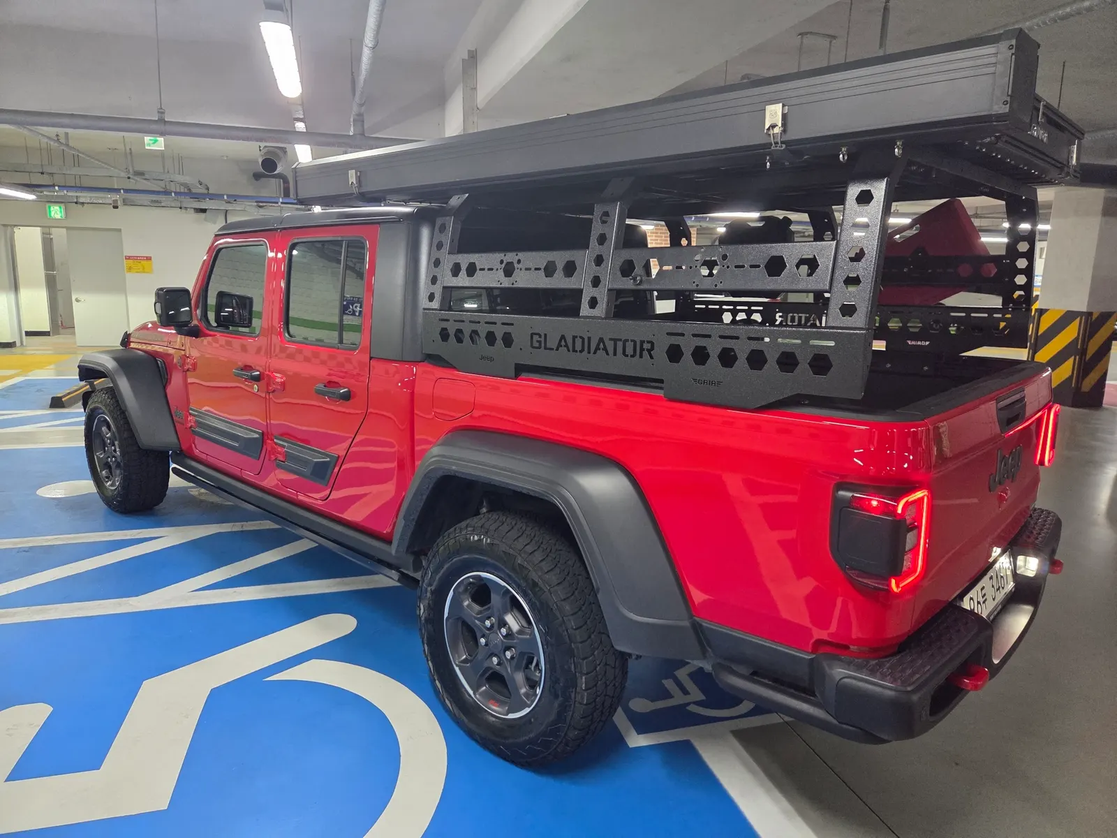 Jeep (JT) 3.6 2021 3/5