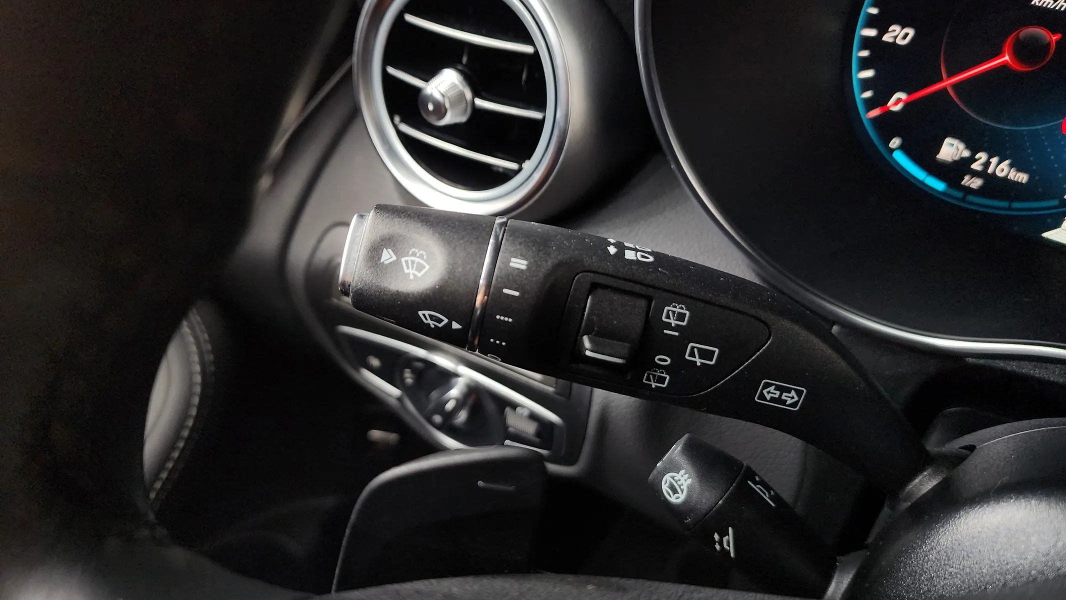 Mercedes-Benz GLC-Class X253 GLC300 4MATIC 2022 35/36