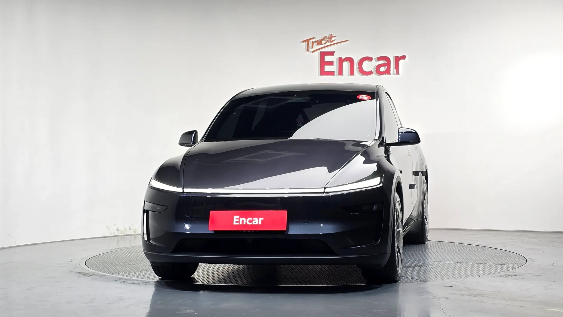 Tesla Y L AWD 2026 2/5