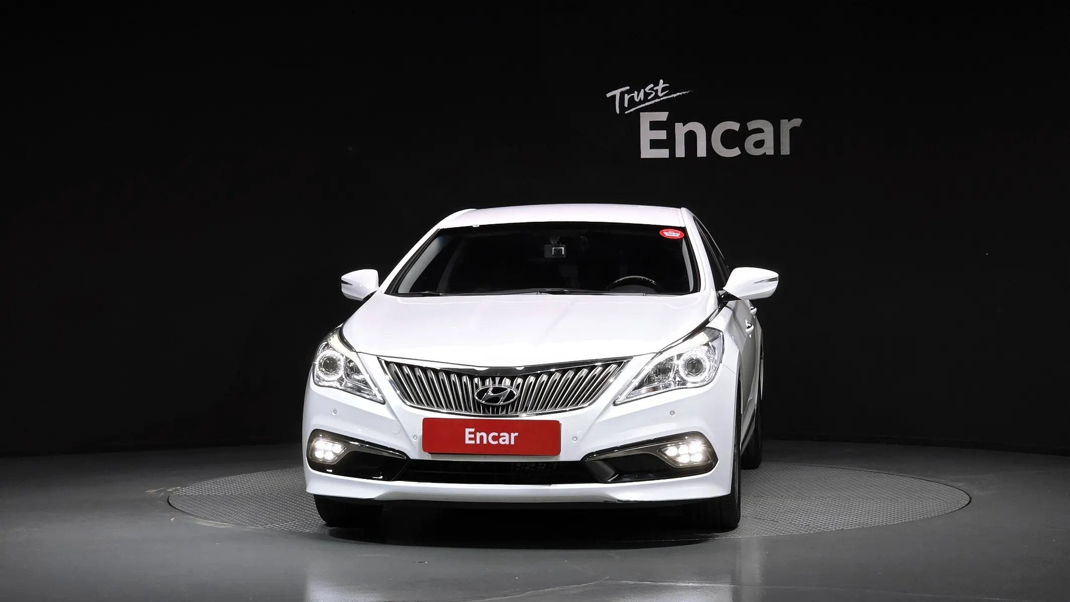 Hyundai Grandeur HG HG240 2015 2/5