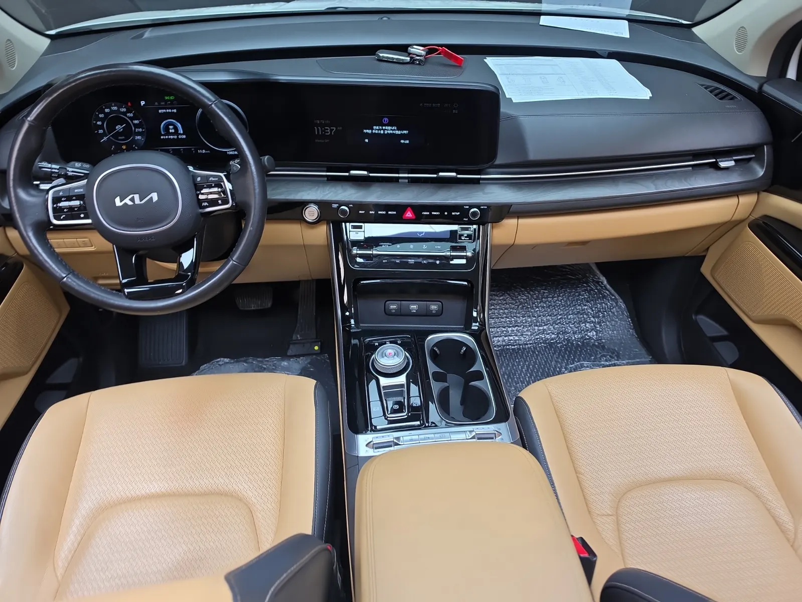 Kia Carnival 9 2022 4/5