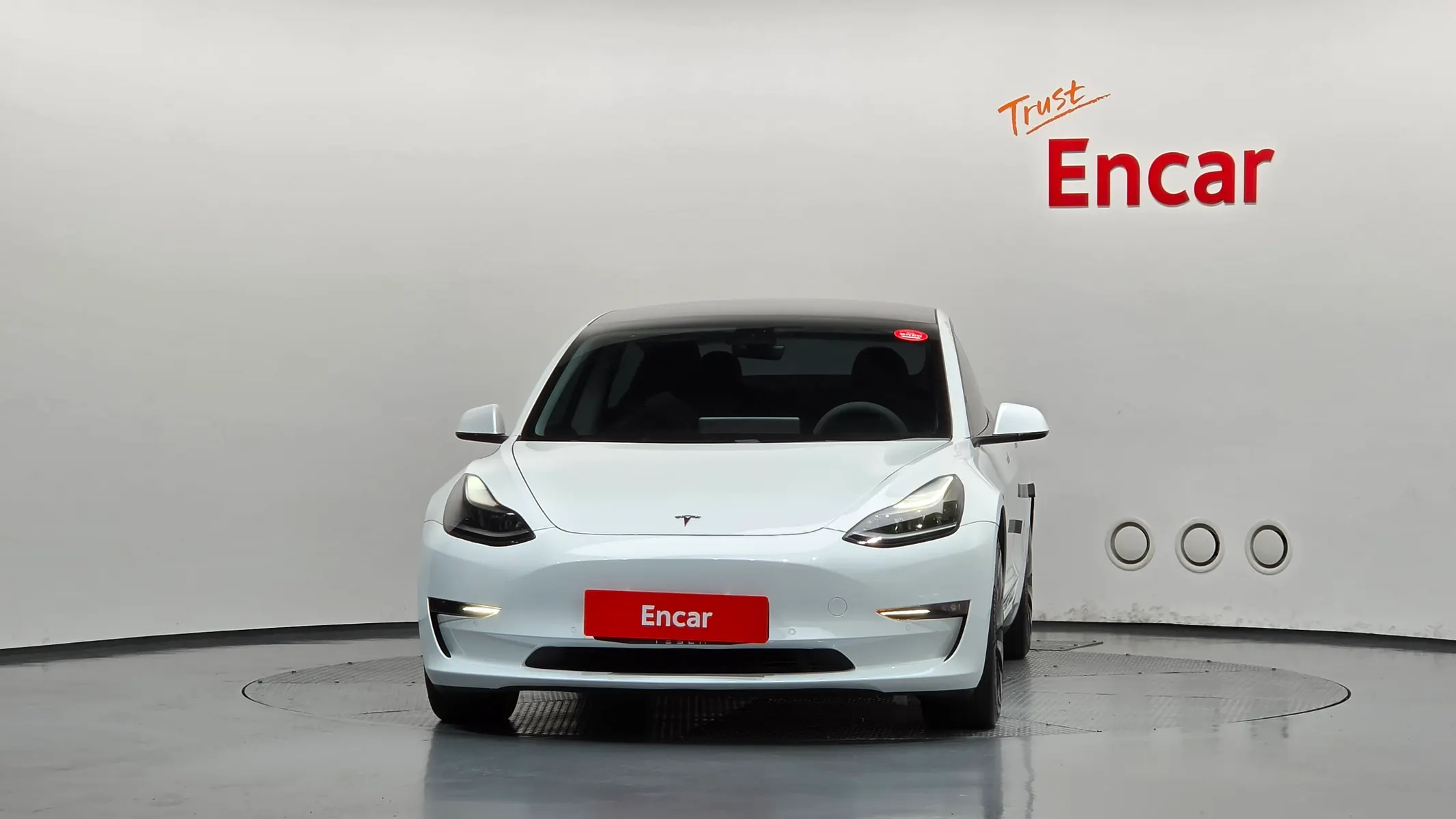 Tesla 3 AWD 2021 2/5