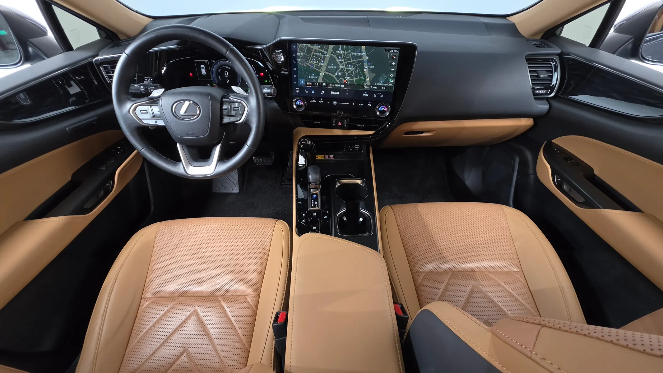 Lexus NX350h 2 2025 4/5