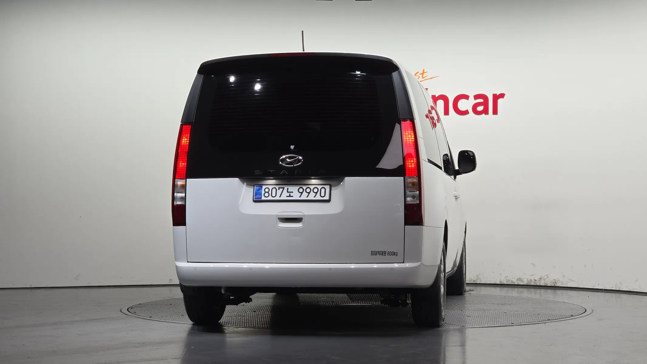 Hyundai Staria L3.5 5 2024 3/5