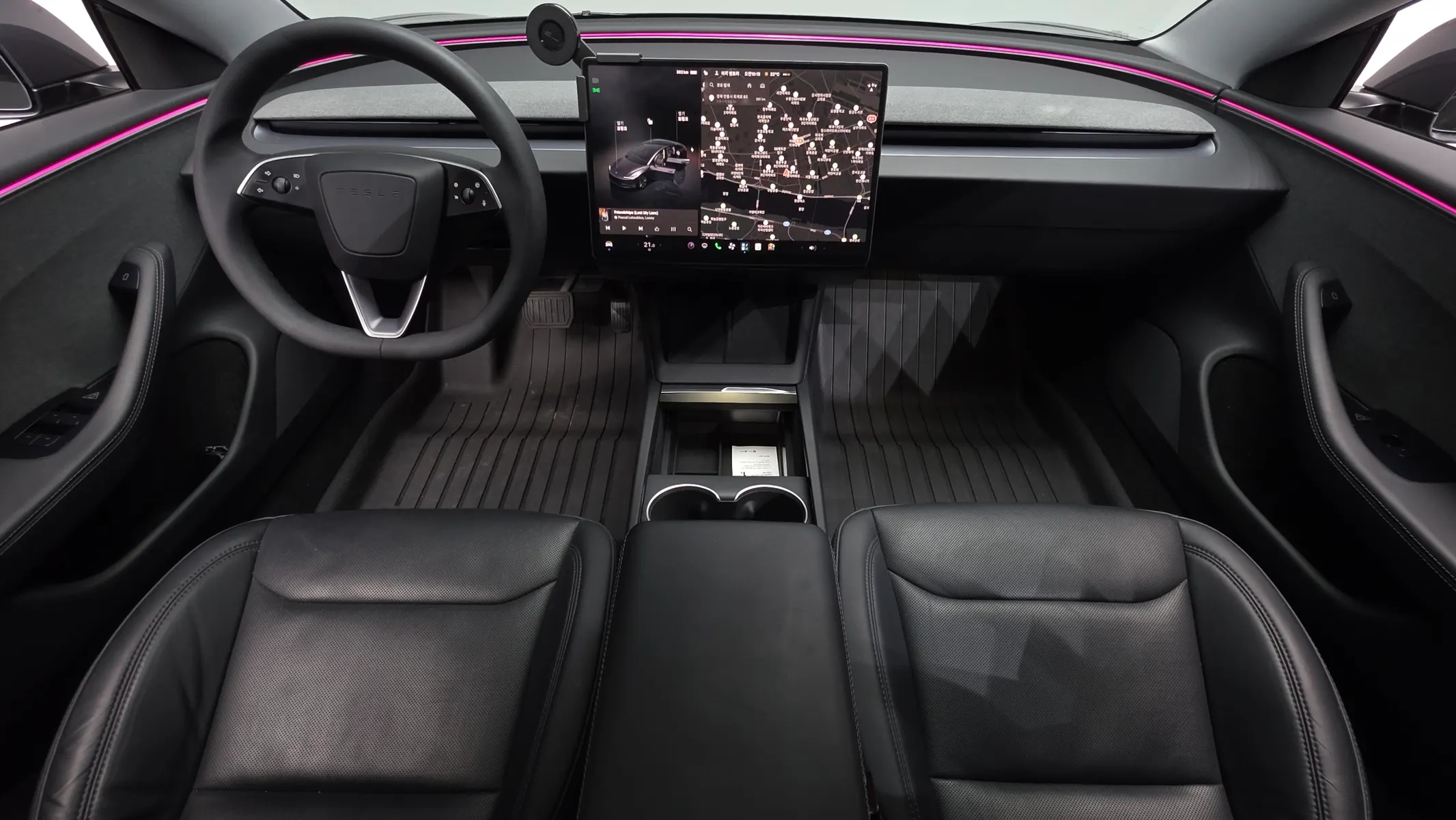 Tesla 3 RWD 2025 4/5