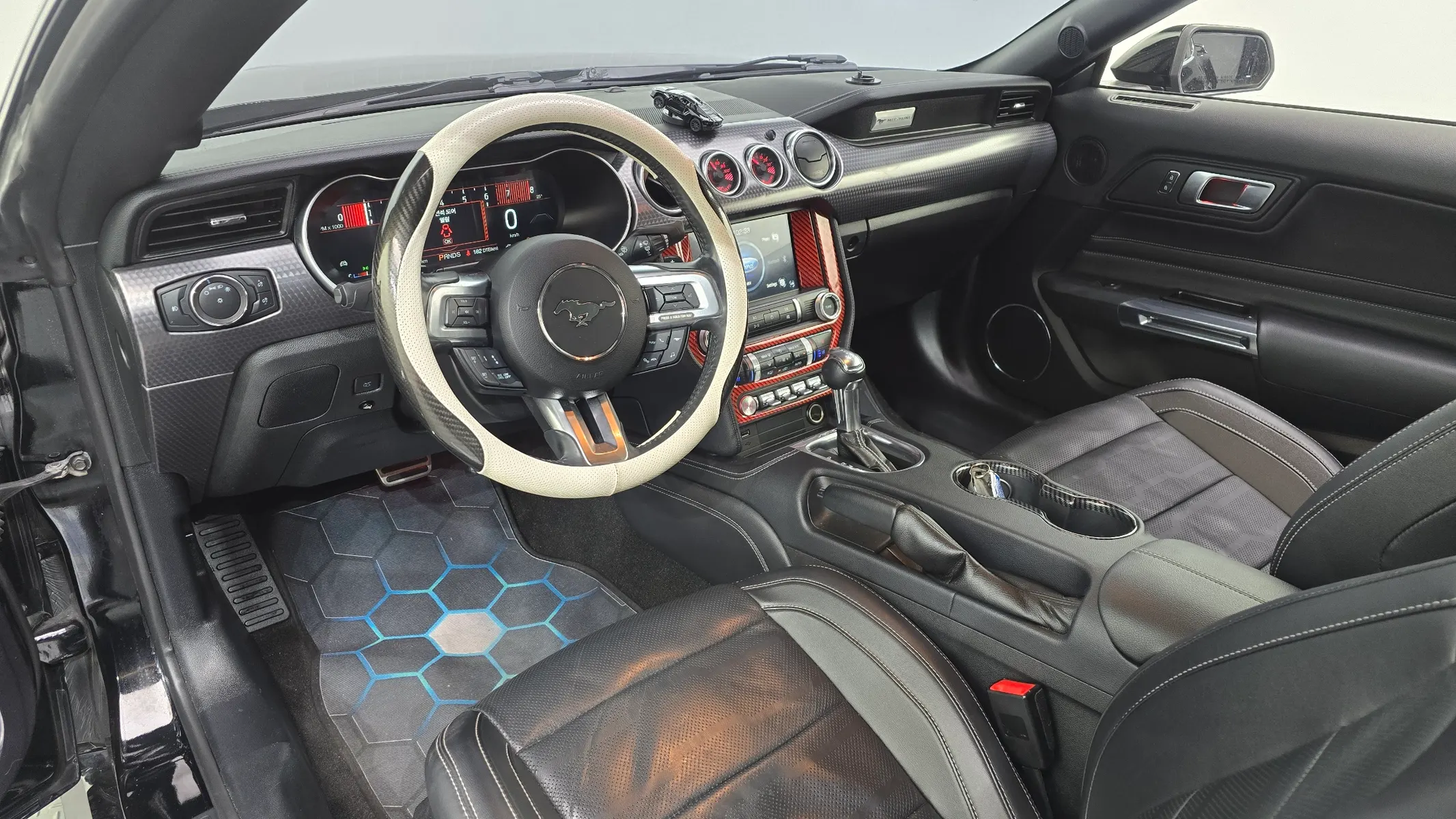 Ford 머스탱 2019 4/5