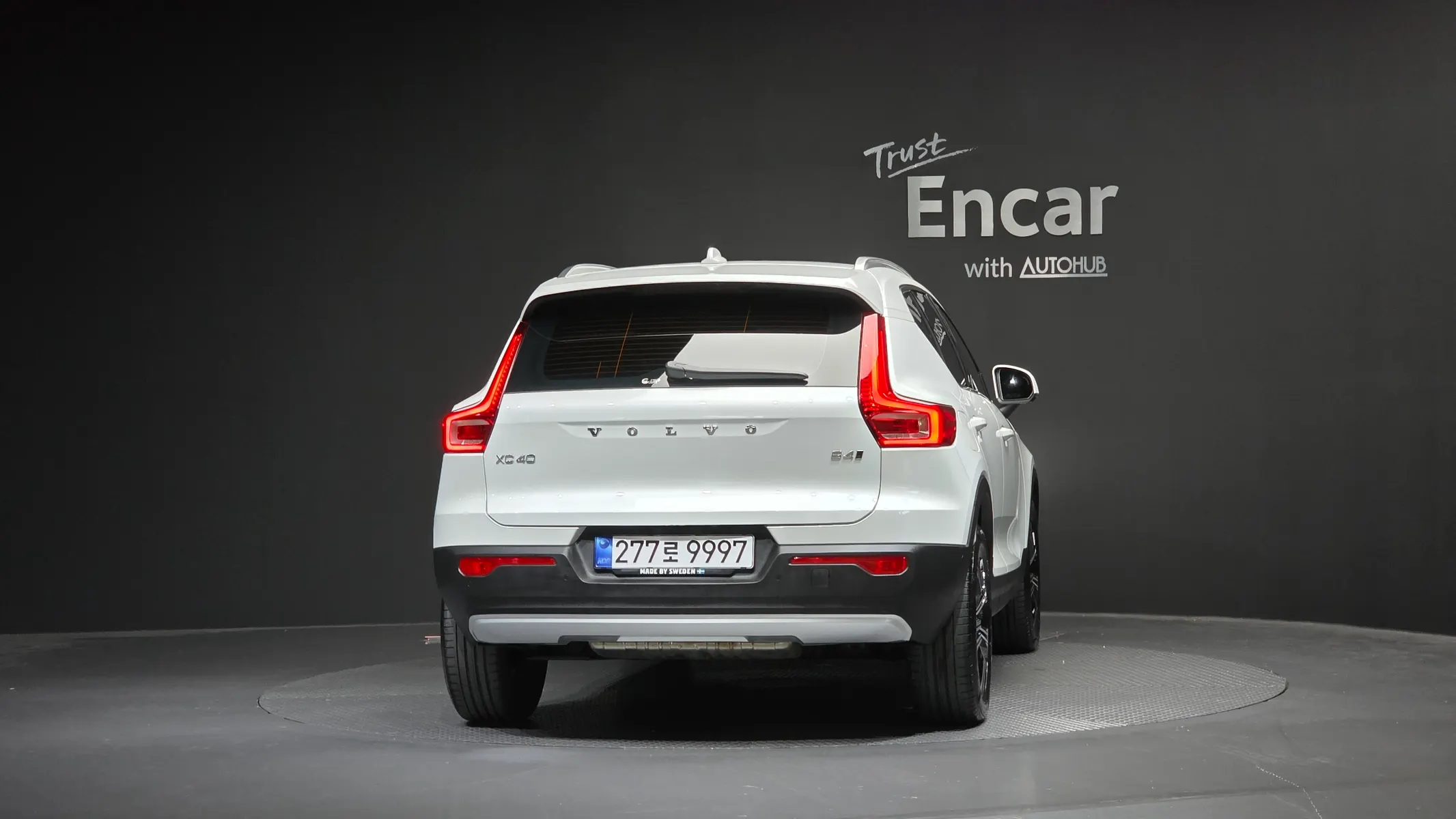 Volvo XC40 B4 2020 3/5