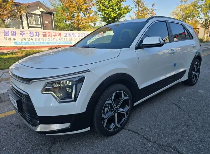 Kia 디 니로 2024 2/5