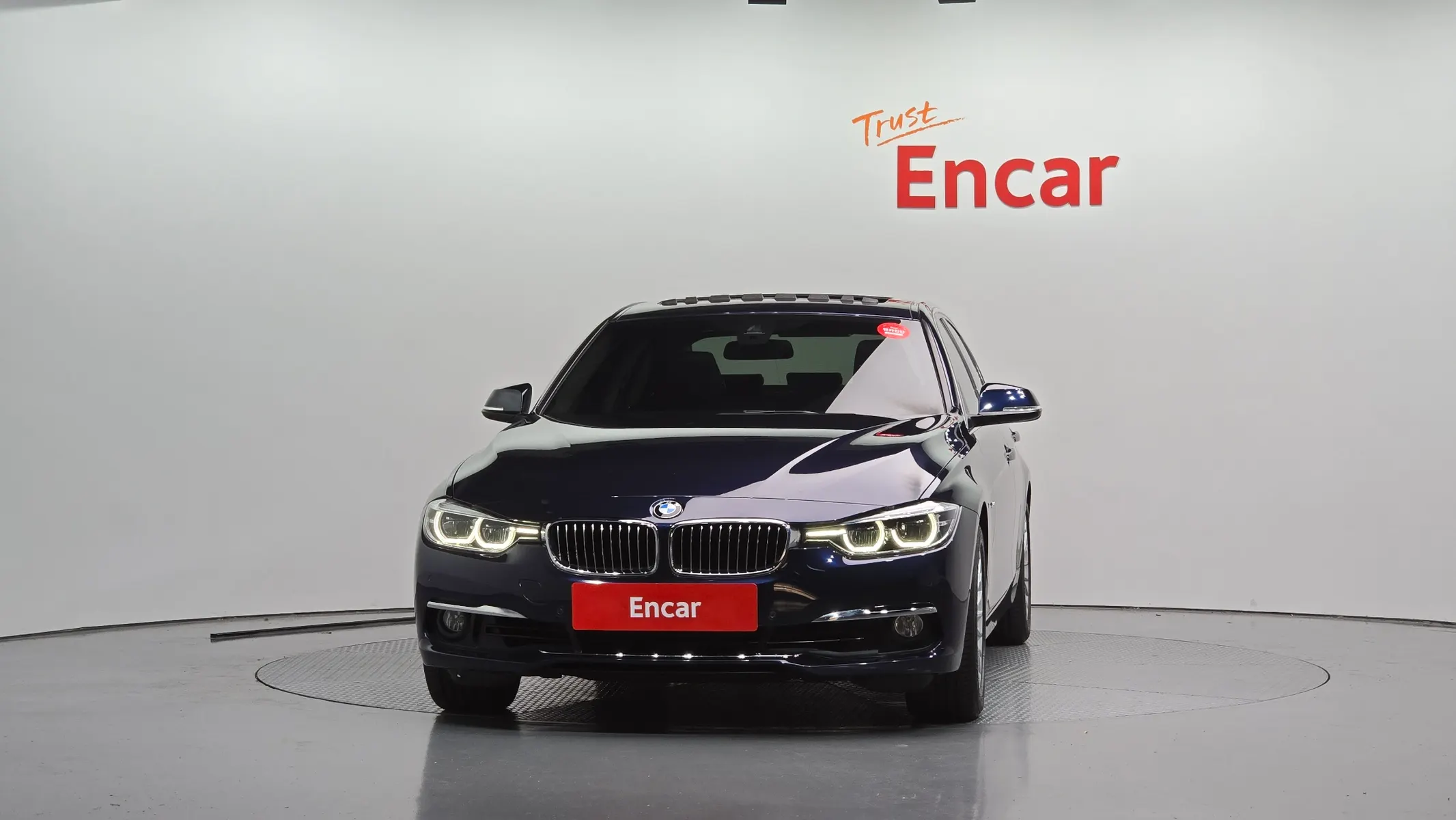BMW 3 Series (F30) 320i 2017 3/31