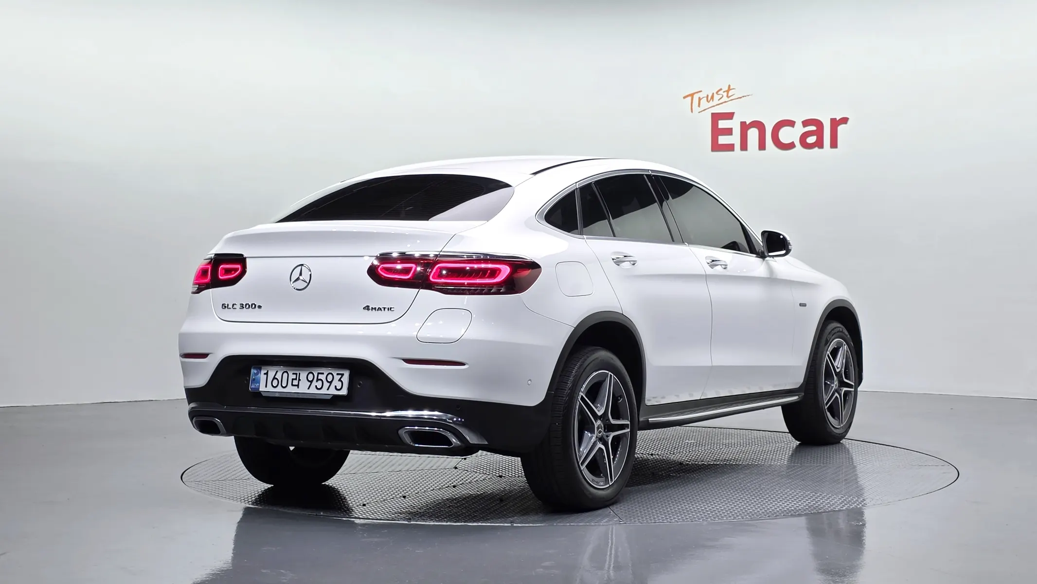 Mercedes-Benz GLC-Class X253 GLC300e 4MATIC 2020 2/33