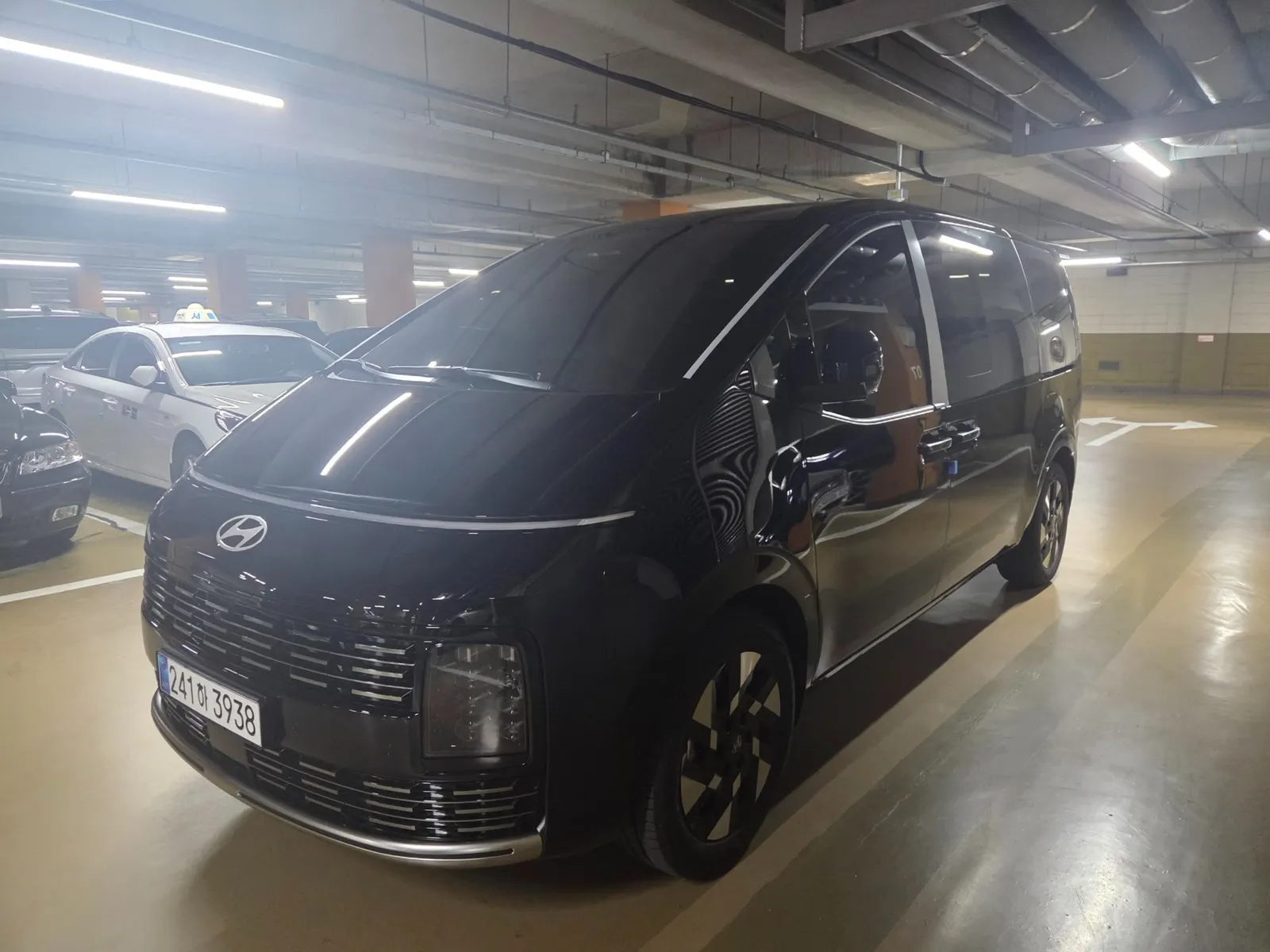 Hyundai 스타리아 HEV 1.6T 7 2026 2/5