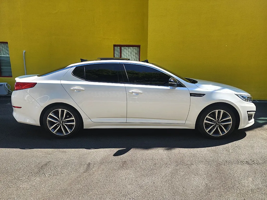 Kia K5 2013 2/5