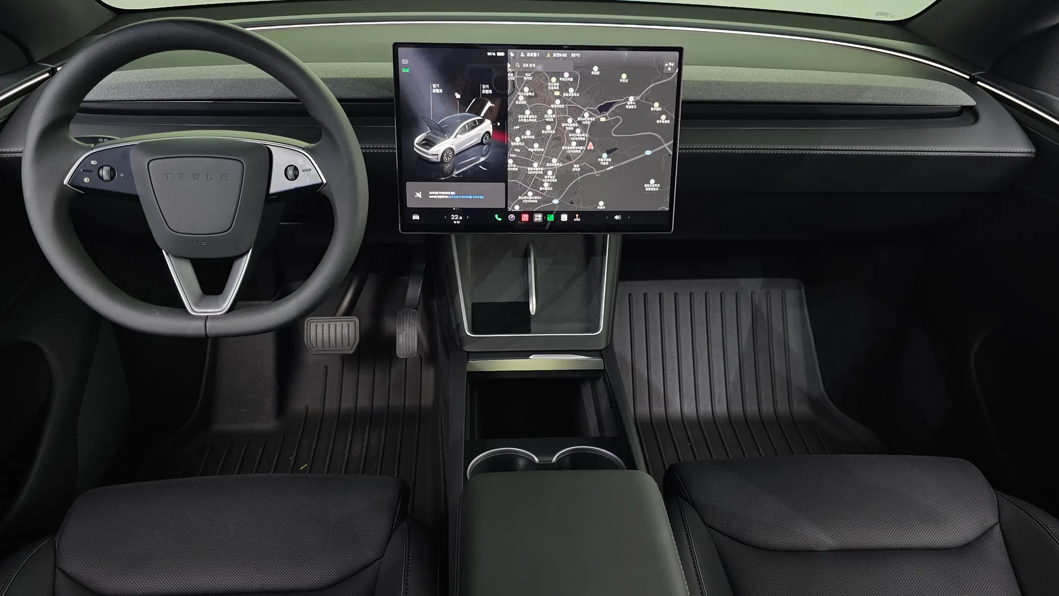 Tesla Y L AWD 2026 4/5