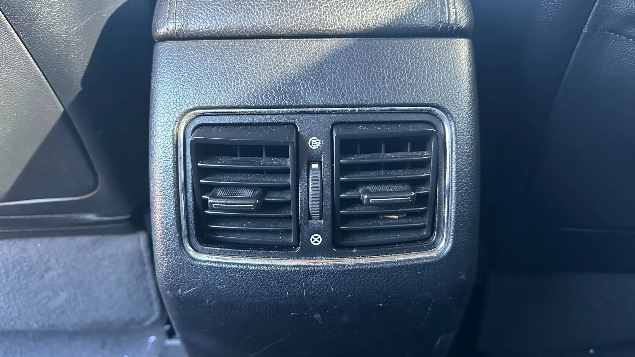 Kia K7 LPI VG270 2010 4/5