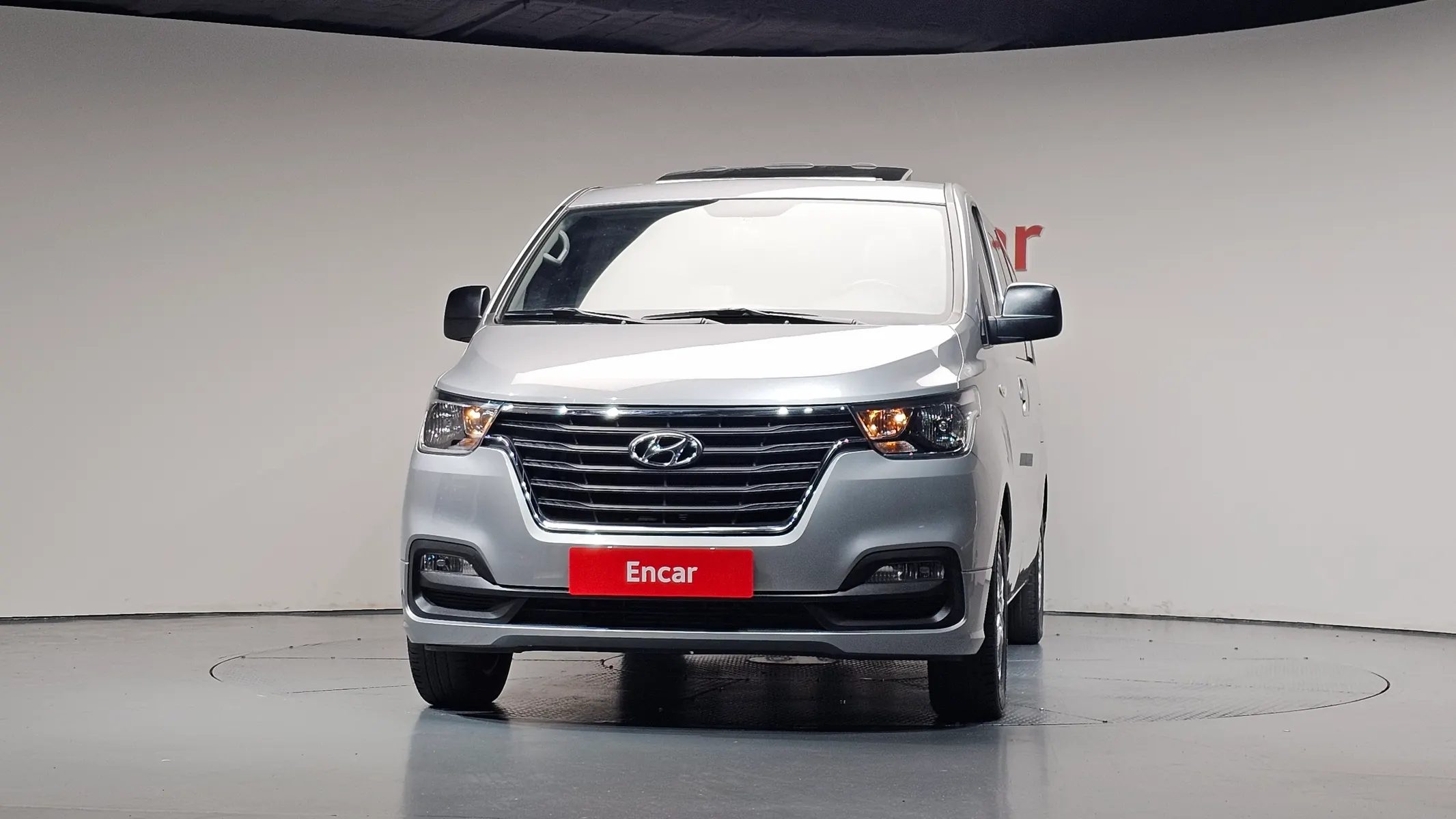 Hyundai 그랜드 스타렉스 12 2020 2/5