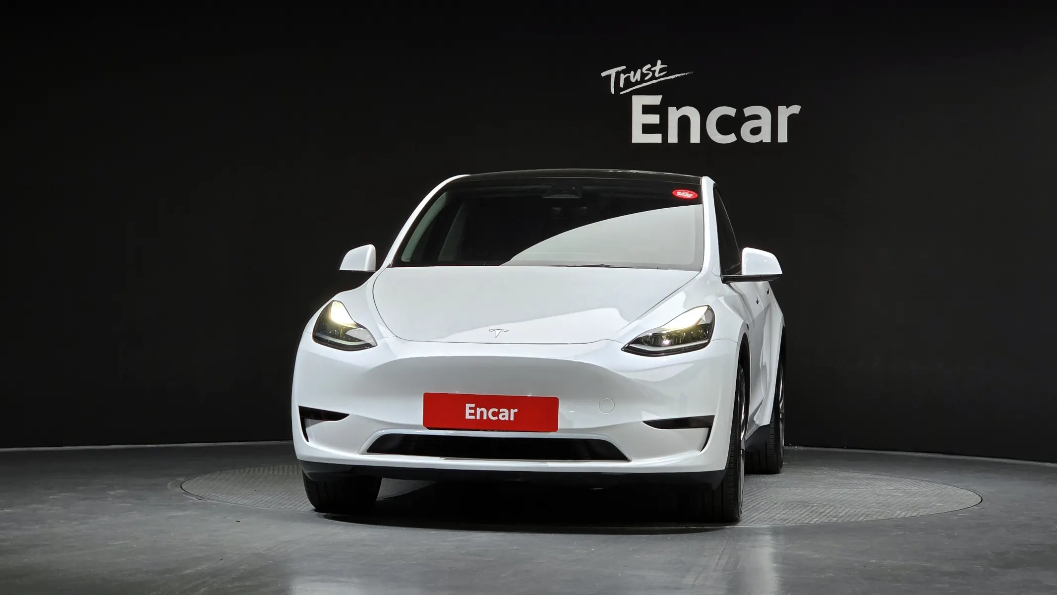 Tesla Y RWD 2023 2/5