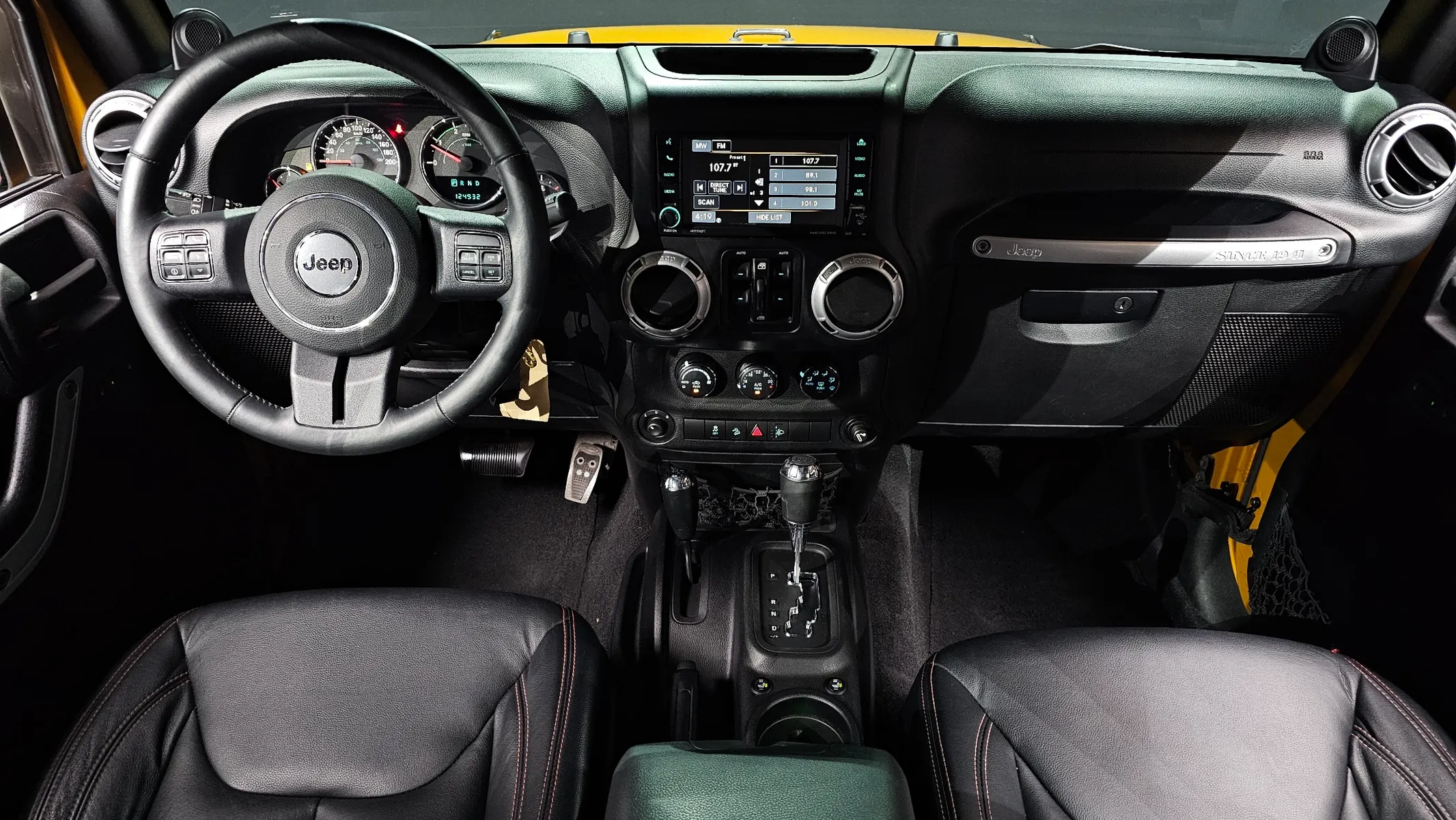 Jeep (JK) 2.8 4 2014 4/5