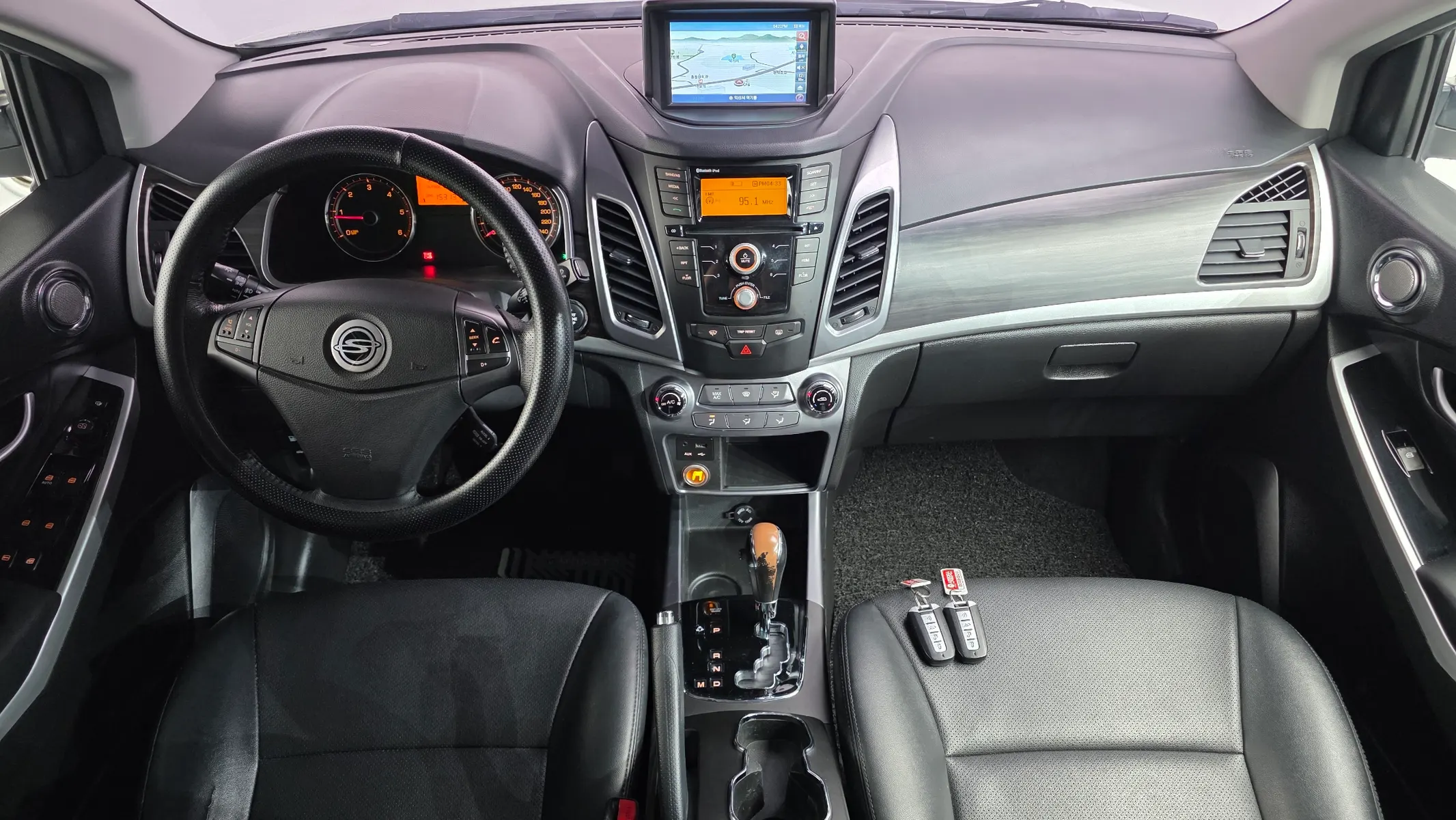 KG Mobility C 2.2 RX 2WD 2016 4/5