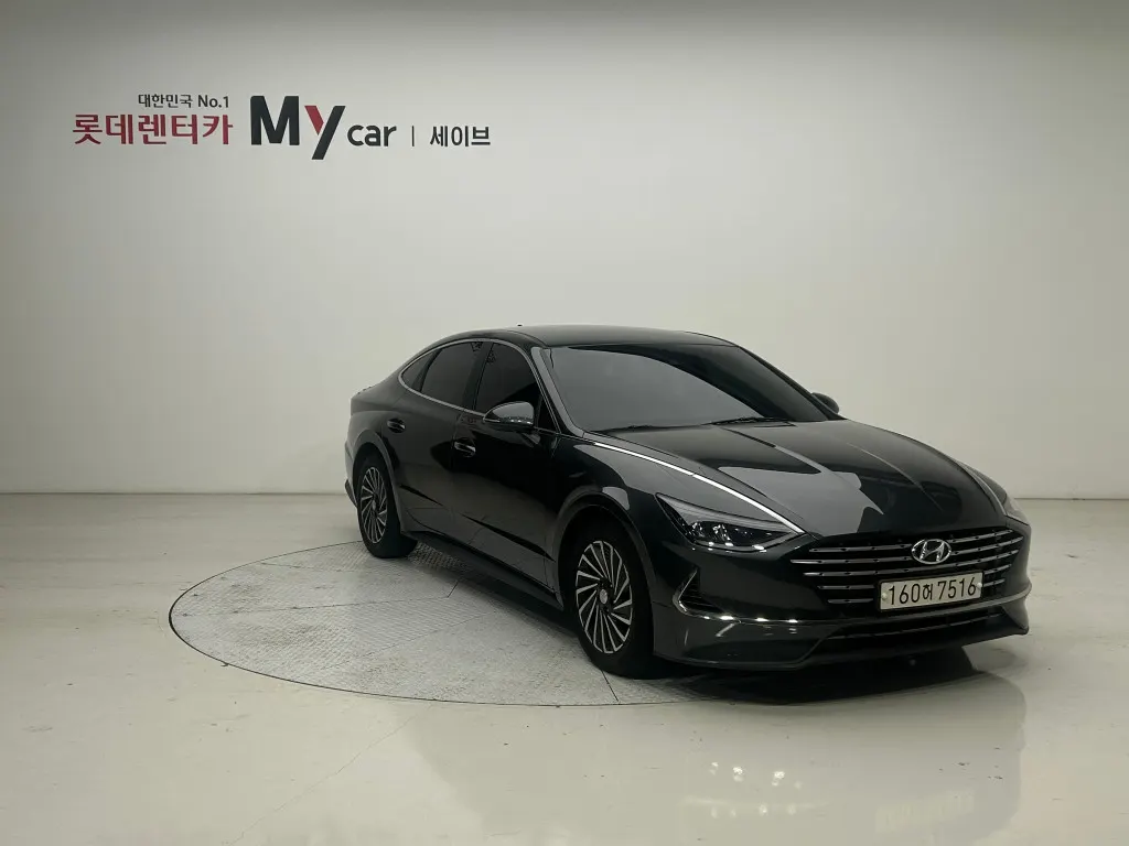 Hyundai (DN8) 2021 4/5