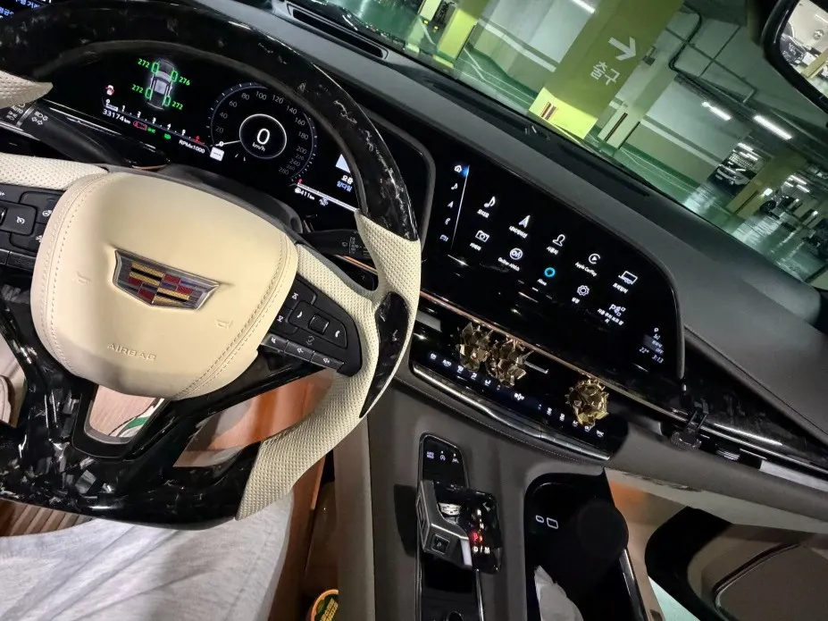 Cadillac 5 6.2 ESV 2021 4/5