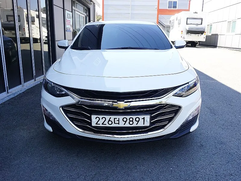Chevrolet 말리부 1.3 LS 2020 2/21