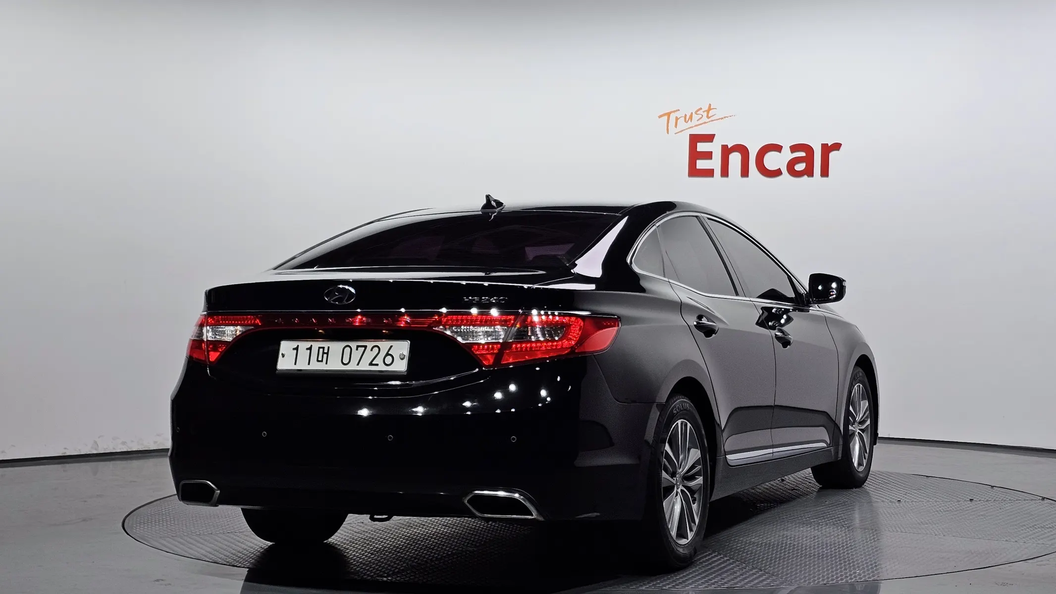 Hyundai Grandeur HG HG240 2016 2/21