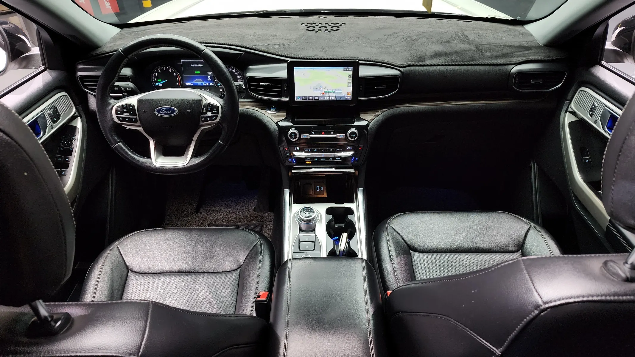 Ford 6 3.0 PHEV 2021 4/5