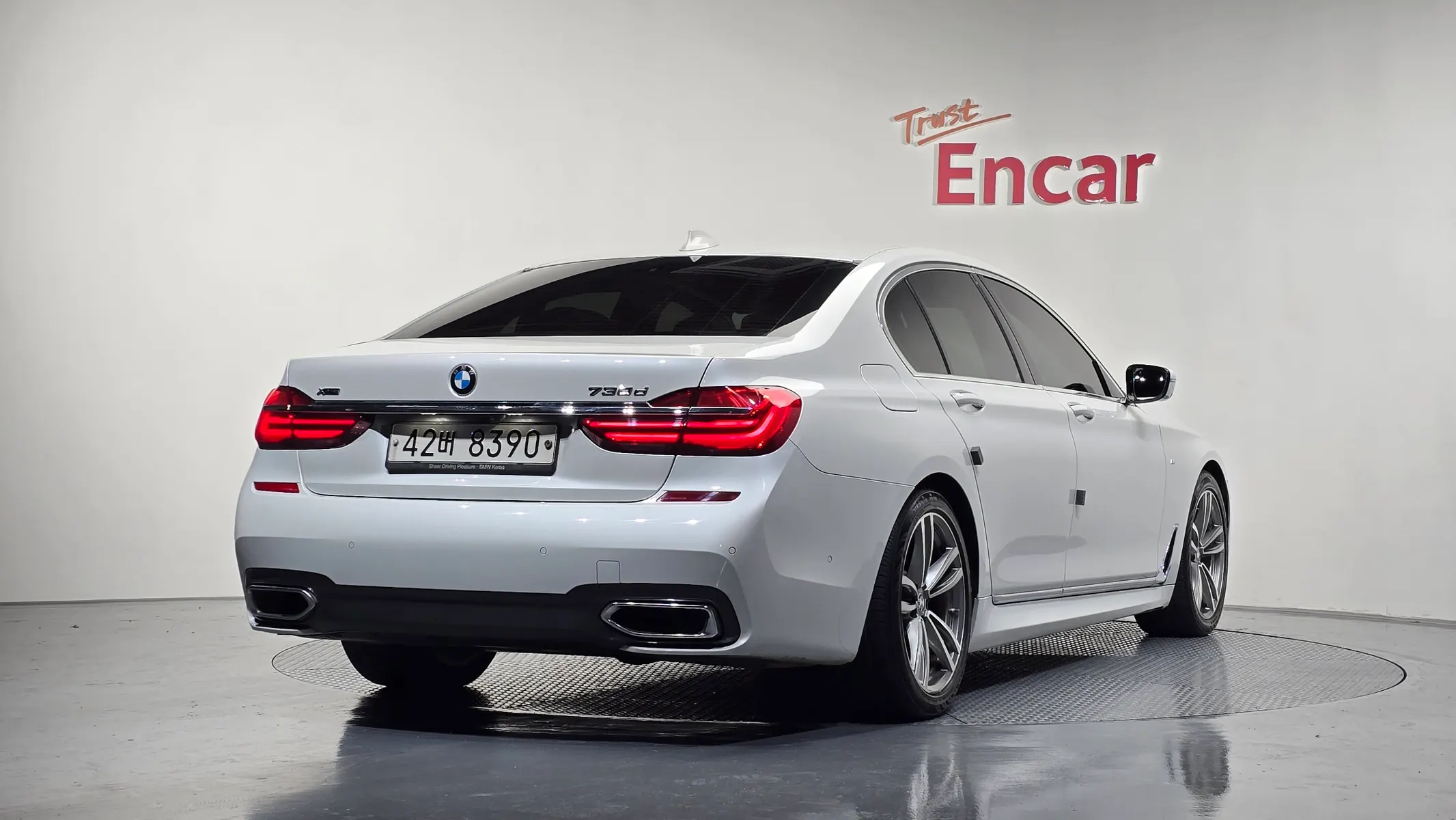 BMW 7 Series (G11) 730d xDrive M 2019 2/21