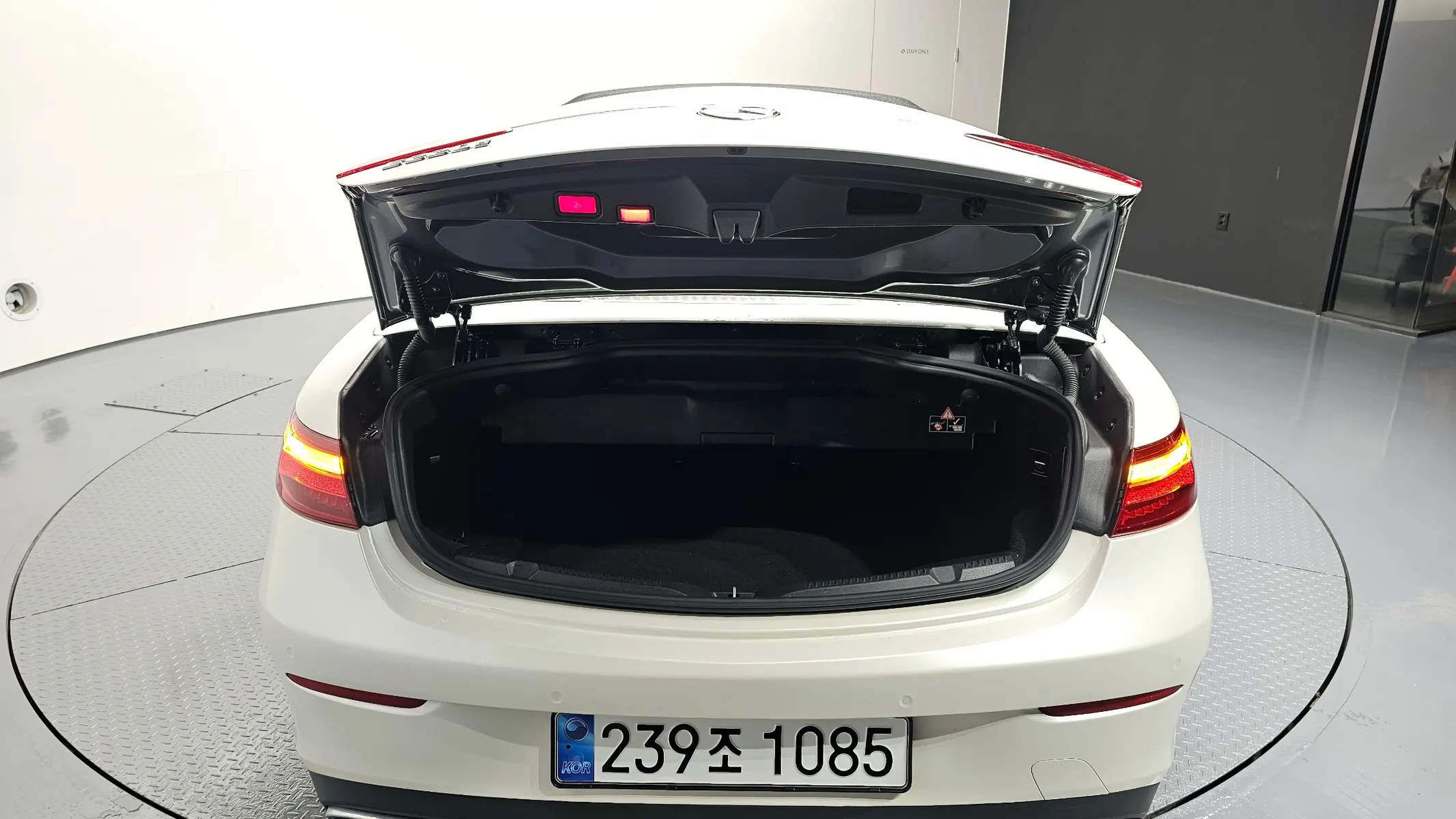 Mercedes-Benz E-Class W213 E220d 2019 20/21