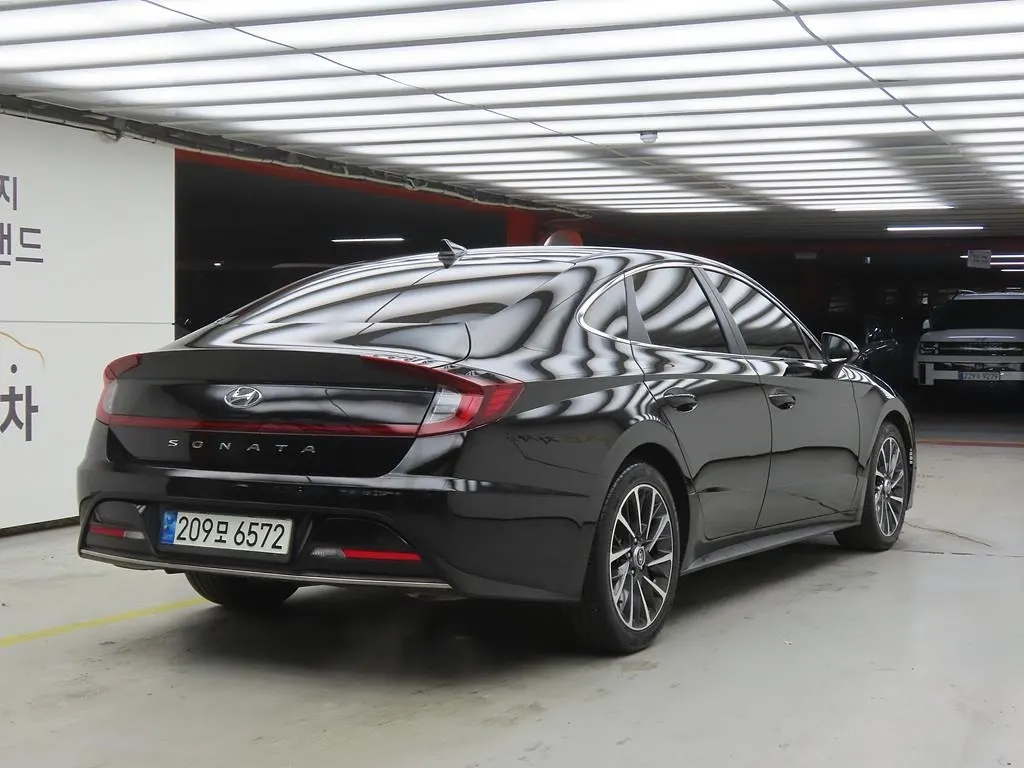 Hyundai (DN8) 2.0 LPG() 2021 3/5