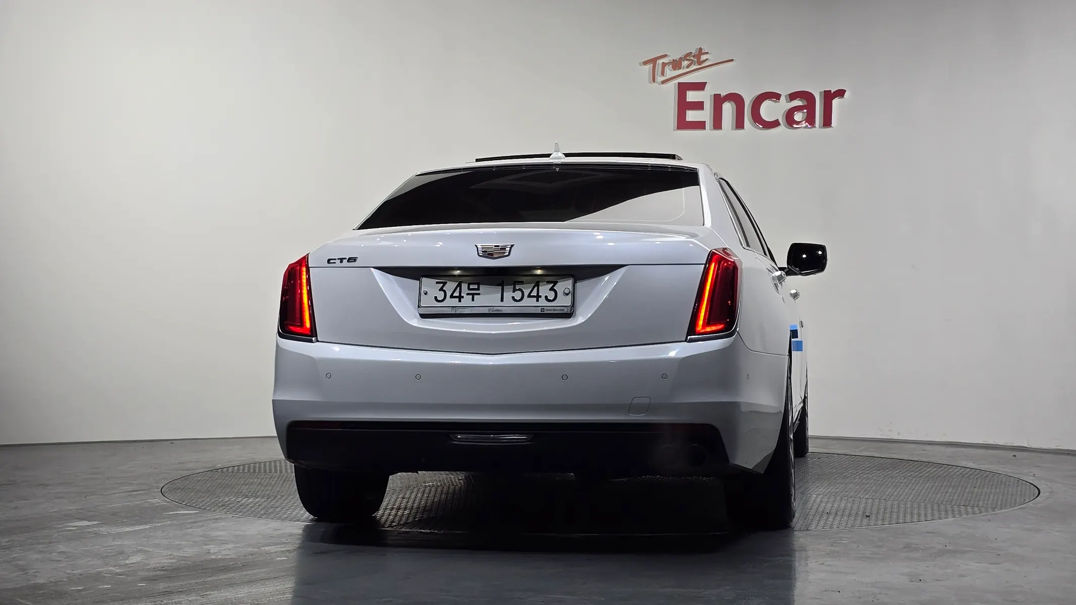 Cadillac CT6 2.0 2018 3/5