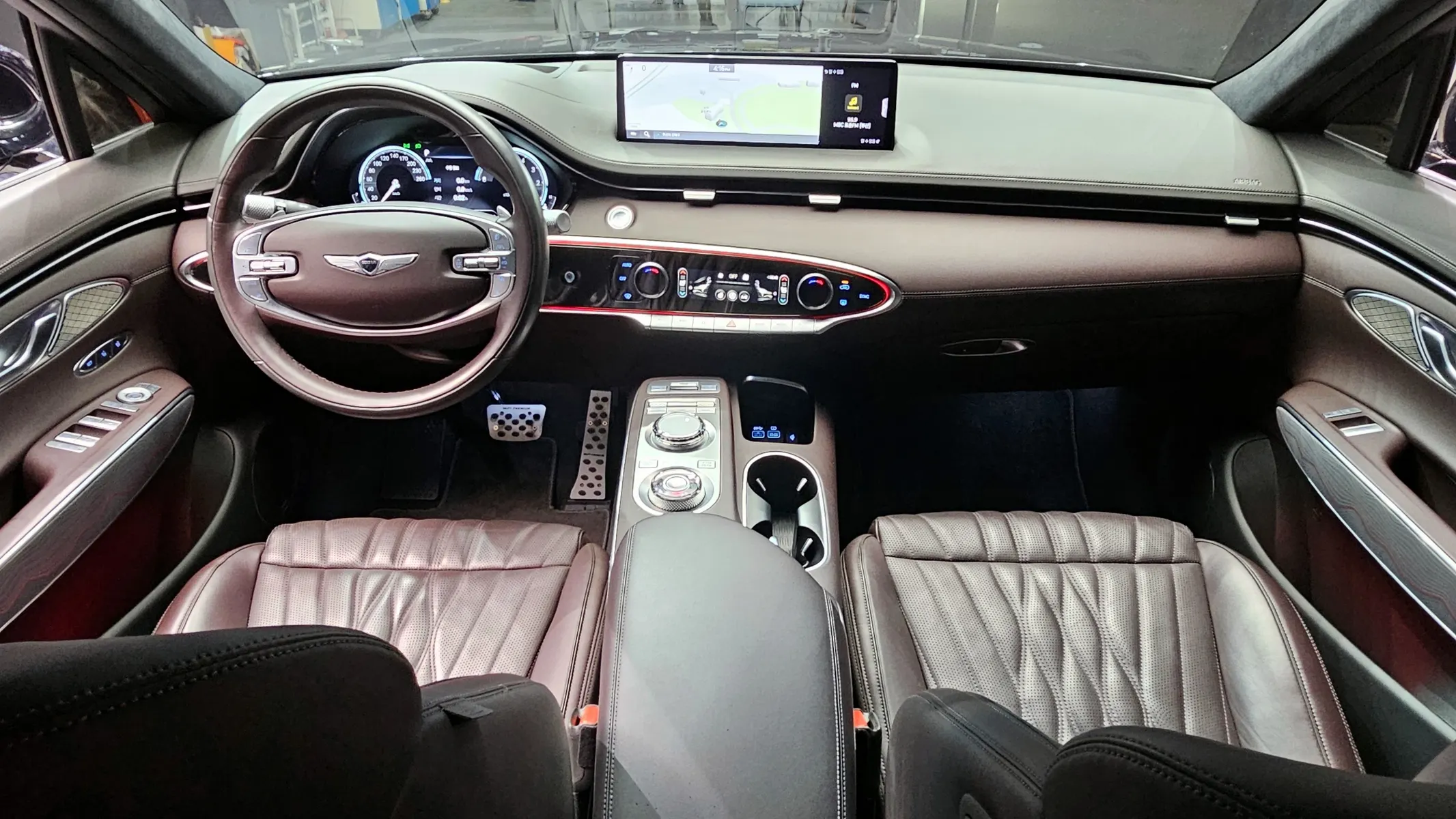 Genesis GV70 2.5T AWD 2021 4/5