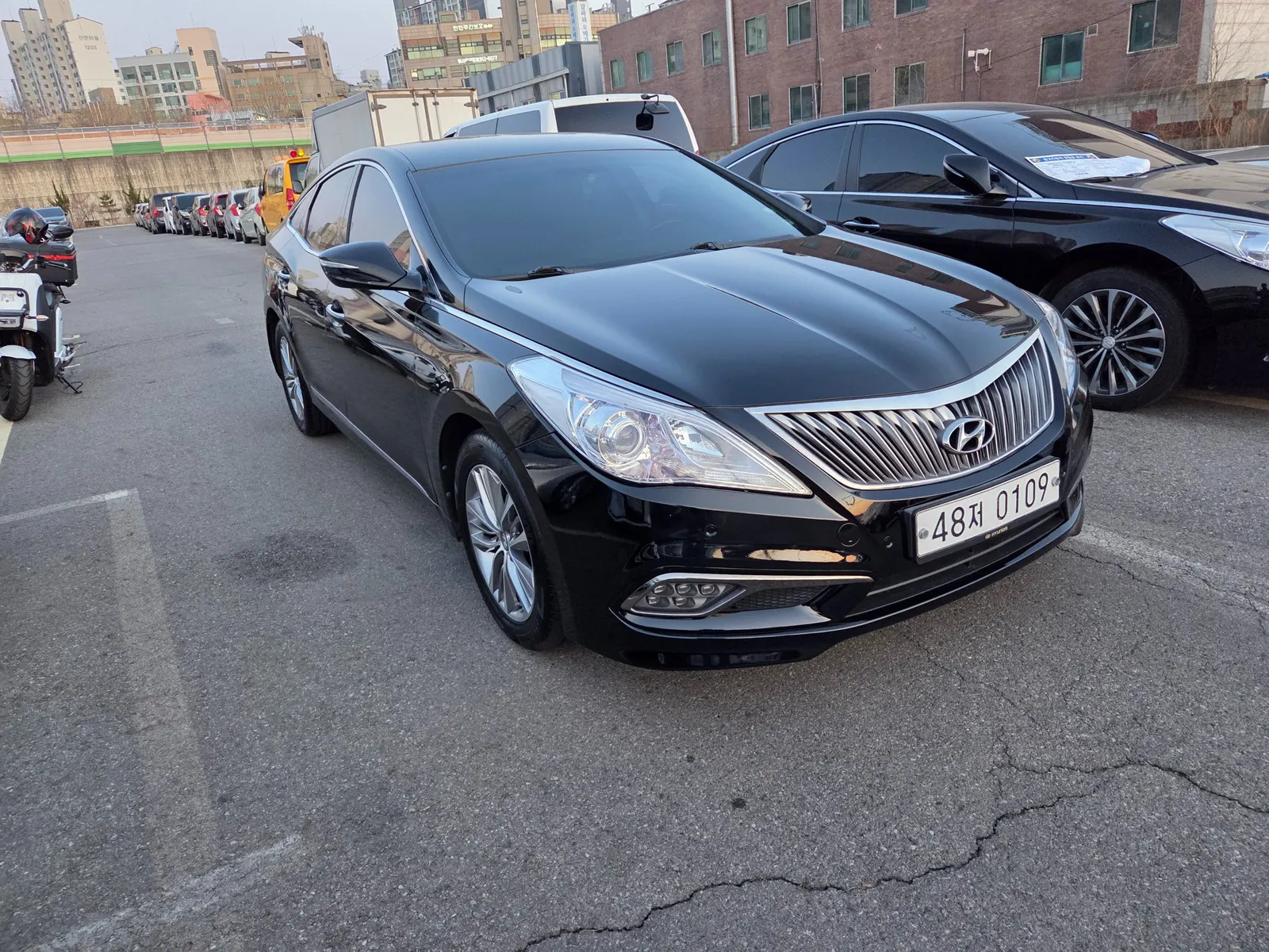 Hyundai Grandeur HG HG240 2016 2/5