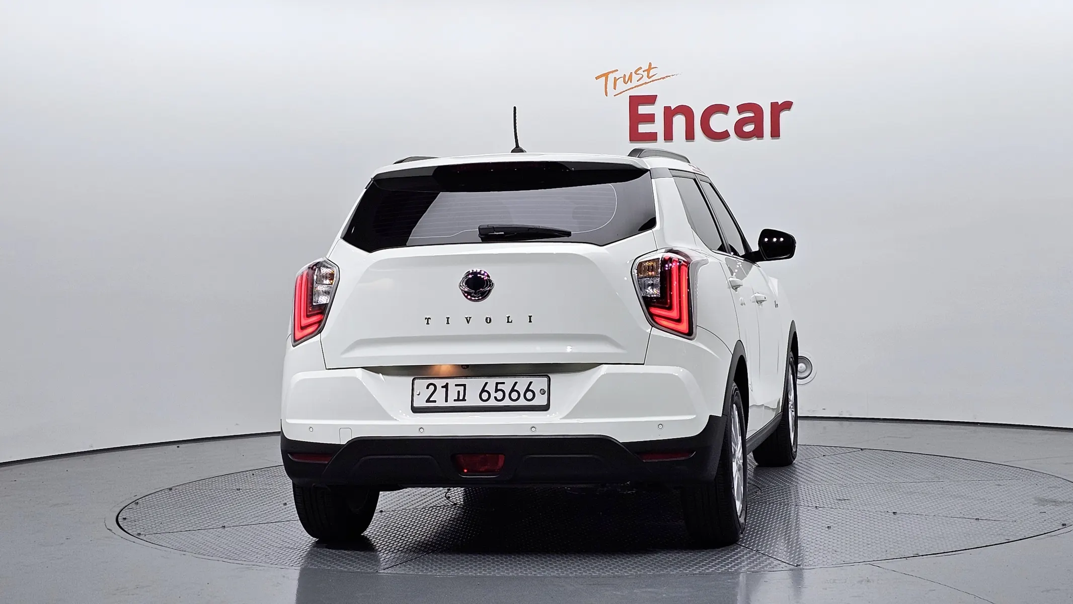 KG Mobility 베리 티볼리 1.5 2WD 2019 3/5