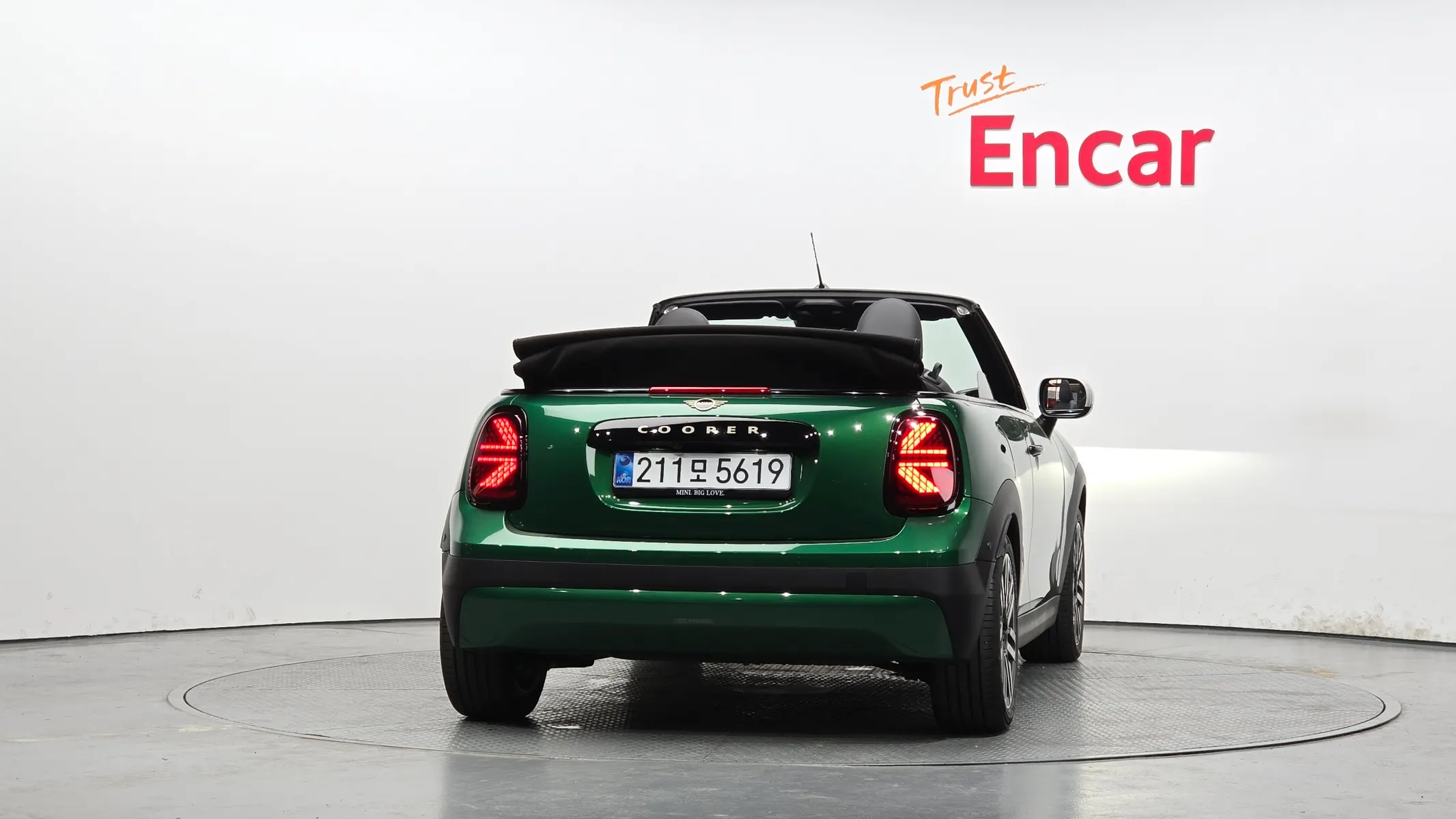 MINI C Convertible 4 2025 3/5