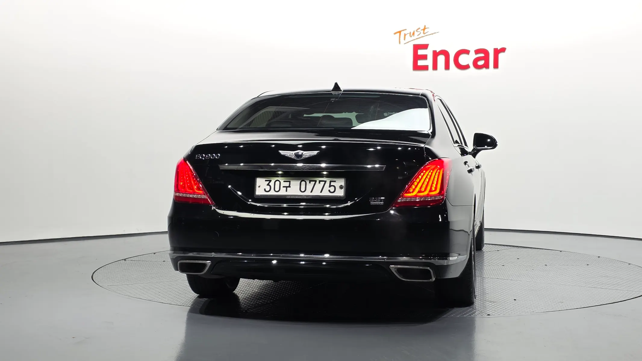 Genesis EQ900 3.3 T-GDI AWD 2016 3/5