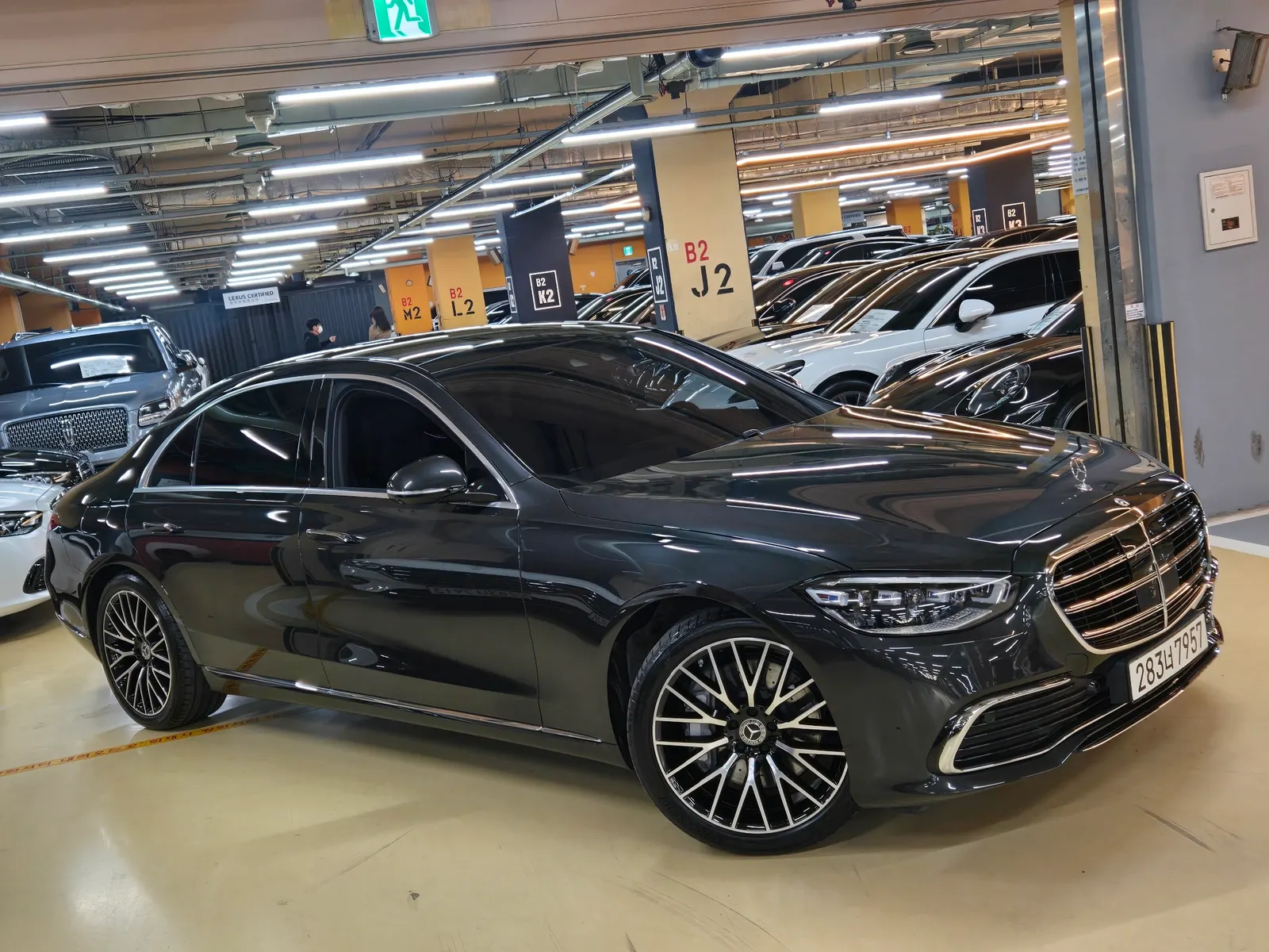 Mercedes-Benz S-Class W223 S450L 4MATIC 2025 20/21